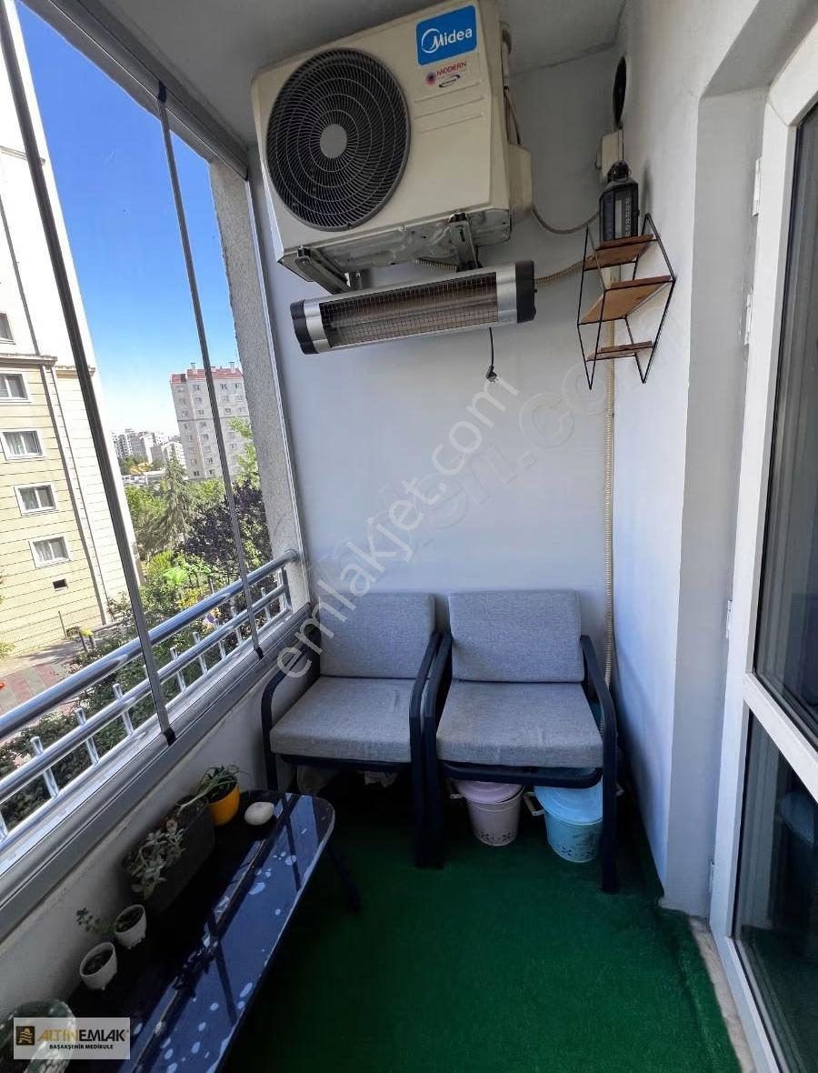 Metronun Dibinde Satılık 3+1