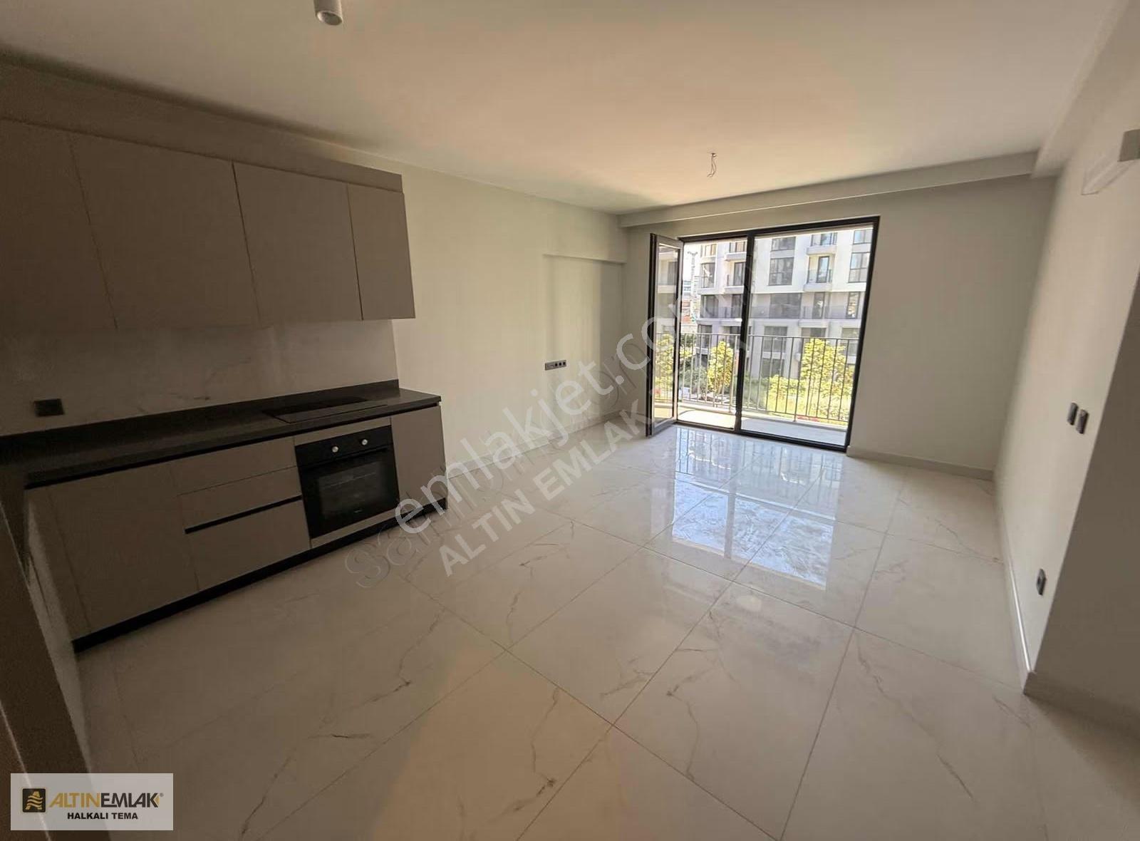 Sefaköy Sinpaş Boulevard'da 1+1 Lüks Kiralık Daire (45m² Net) - Görsel 33
