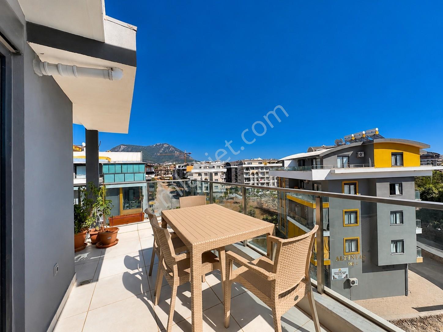 Alanya Oba 5+1 Dubleks 190m2 Lüx Eşyalı Denize 900m Aktivite - Görsel 33