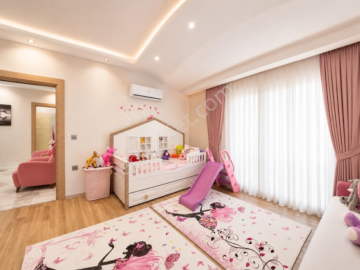 Alanya Oba 5+1 Dubleks 190m2 Lüx Eşyalı Denize 900m Aktivite - Görsel 4