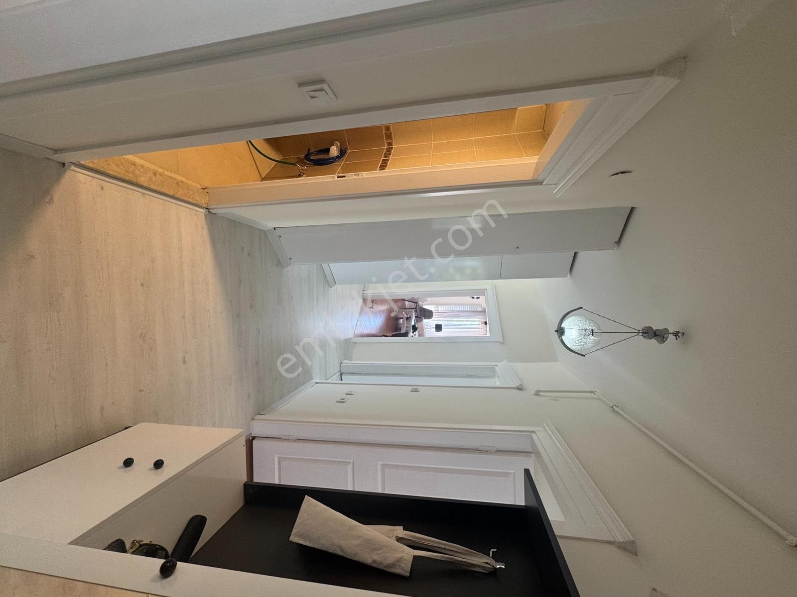 Antalya Muratpaşa Güzeloluk'ta Kiralık Kısmi Eşyalı 3+1 Daire - Görsel 12