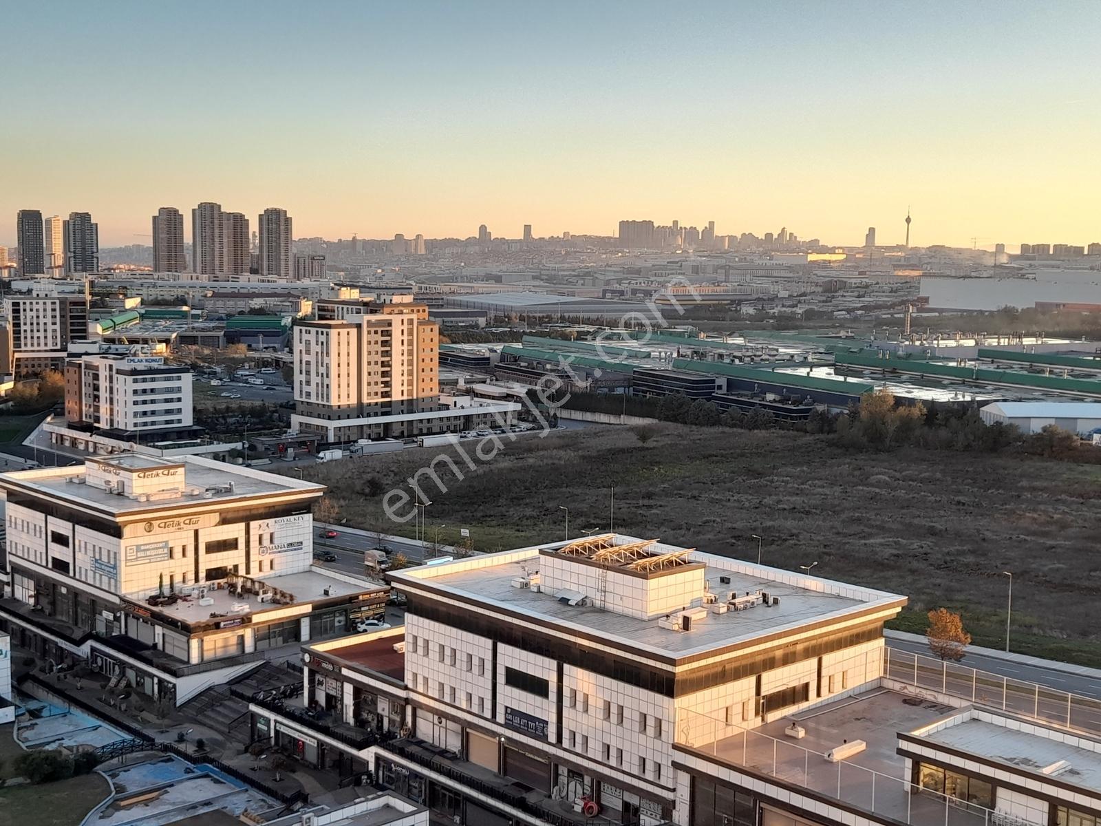 Bahçekent Ticaret Merkezinde Düz Giriş 50 M2(dükkan) - Görsel 2
