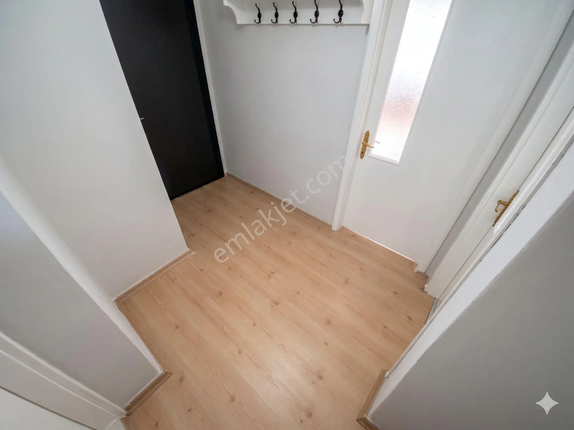 Aktif'ten Akçay'da Satılık Ön Cephe Arakat Full Yapılı Harika Konumlu 2+1 Daire - Görsel 23