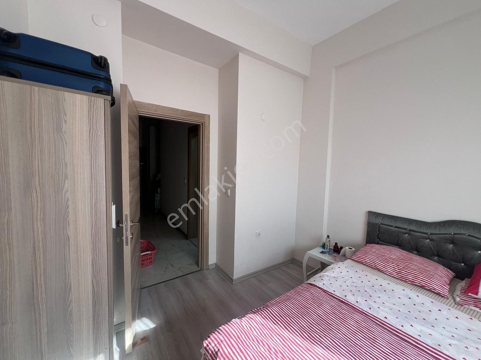 Seferihisar'da Bahçe Nizamlı, Yüksek Tavanlı 80 M² Net Daire - Görsel 6