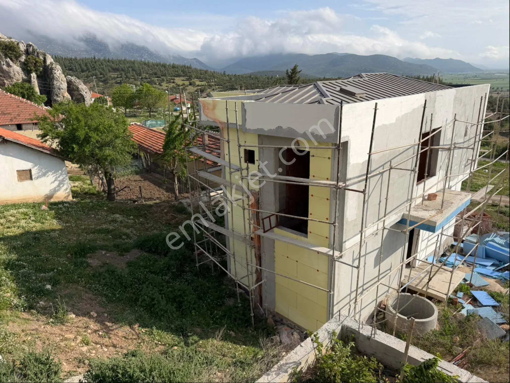 Korkuteli Karataş Mahallesin De Villa Natamam Projeli - Görsel 4