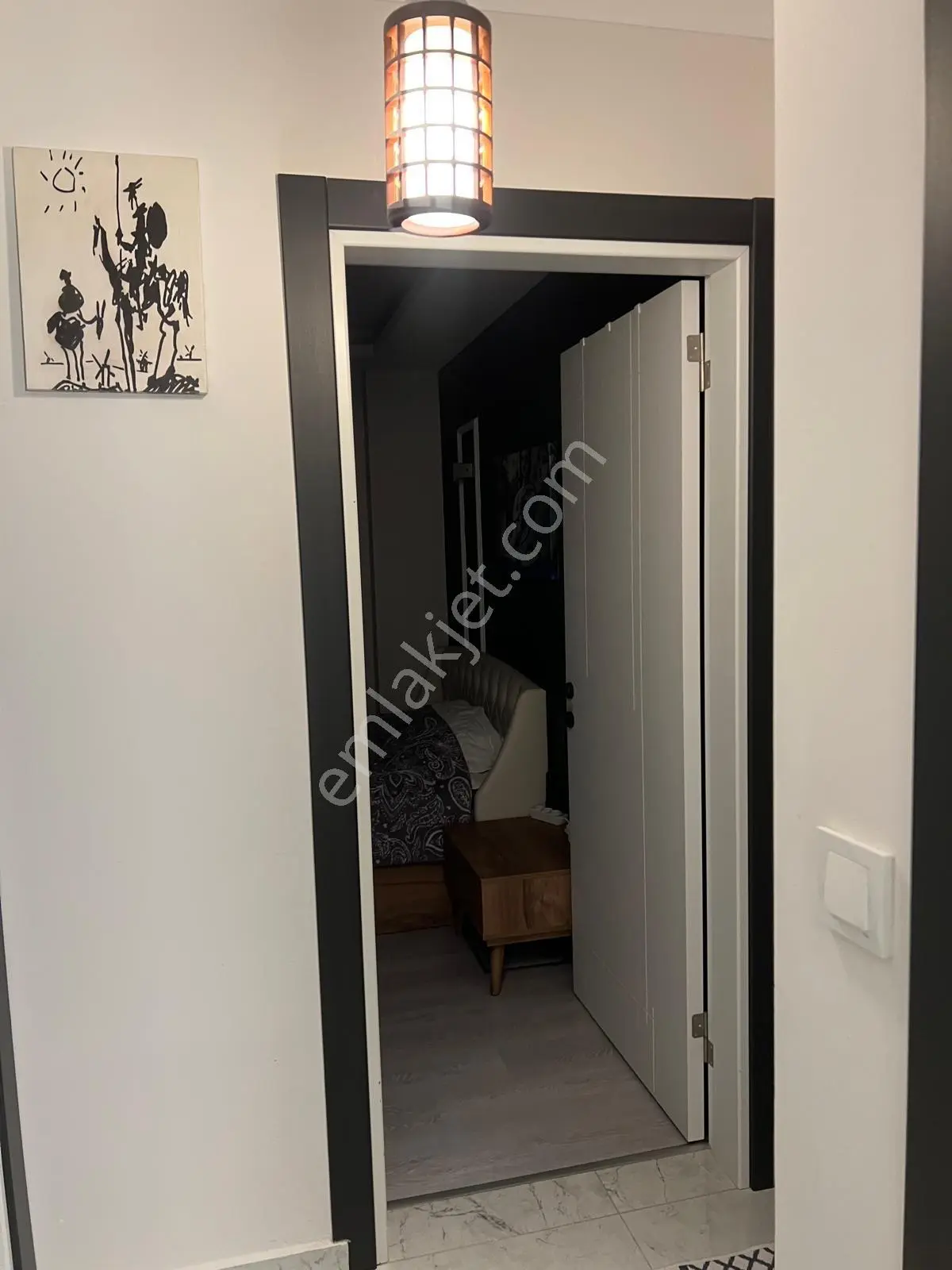 Ayvalık Altınova'da Geniş Verandalı, Sıfır Ayarında Eşyalı 3+1 Lüks Villa - Görsel 12
