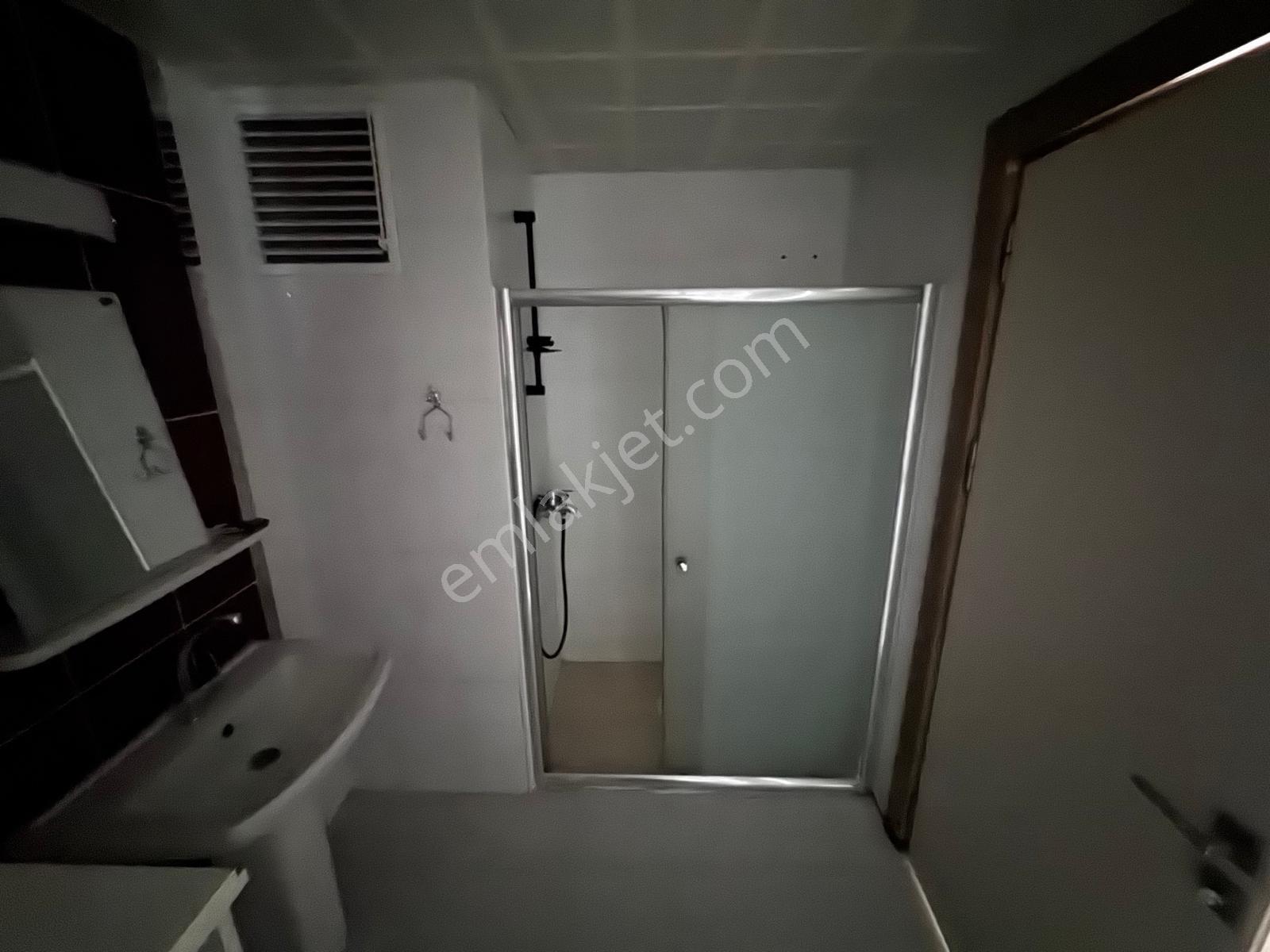 Sincan Saraycık Mah 6yıllık Öncephe Katta 135m2 Satılık 3+1daire - Görsel 30