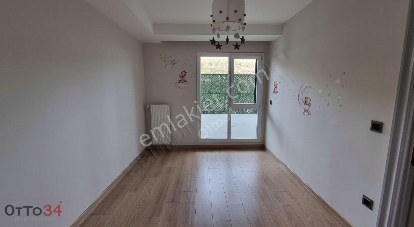 Büyükçekmece Prestijli Kiralık Villa Aileye Uygun Bahçeli 4+2 - Görsel 28