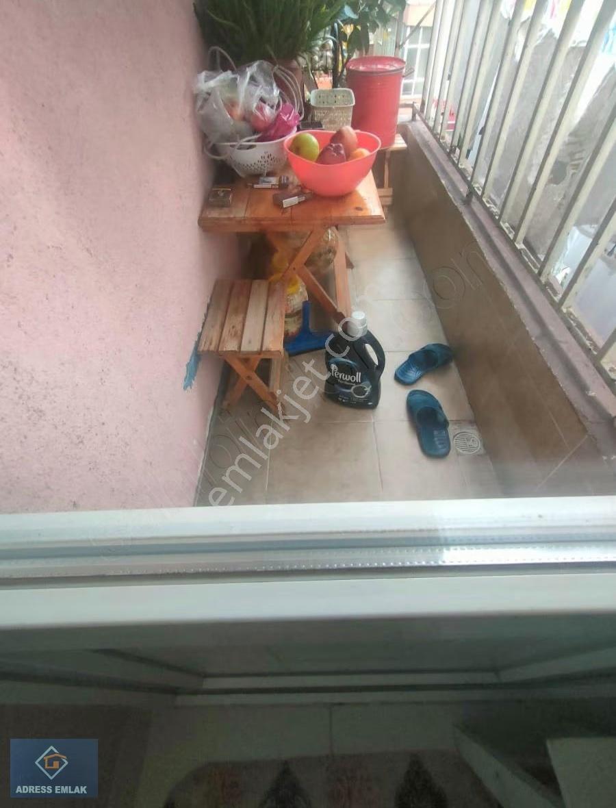Küçükçekmece Cennet Mah. Satılık Ön Cephe Cd. Üzeri 95 M2 Arakat - Görsel 9