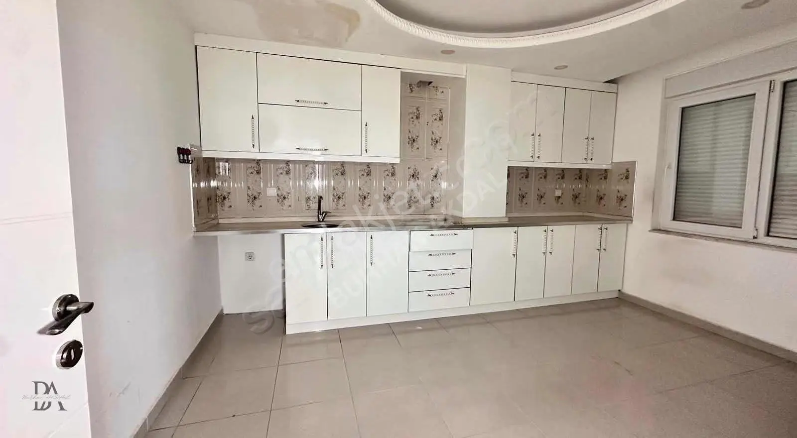 Satılık 6+1 Dubleks Daire: 360m² Geniş Yaşam Alanı