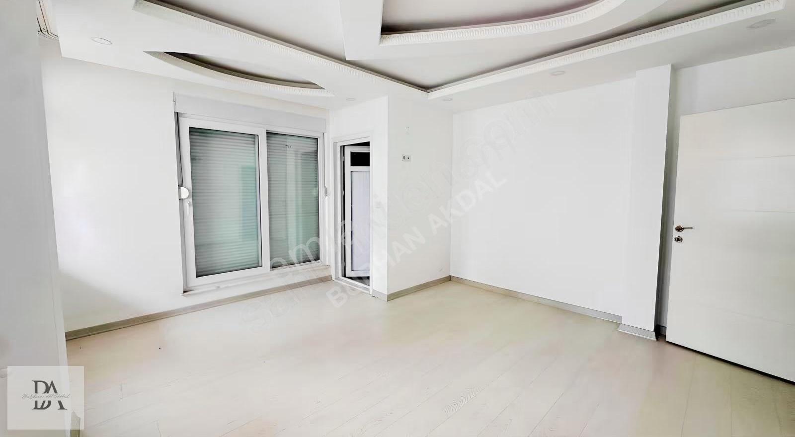 Satılık 6+1 Dubleks Daire: 360m² Geniş Yaşam Alanı - Görsel 30