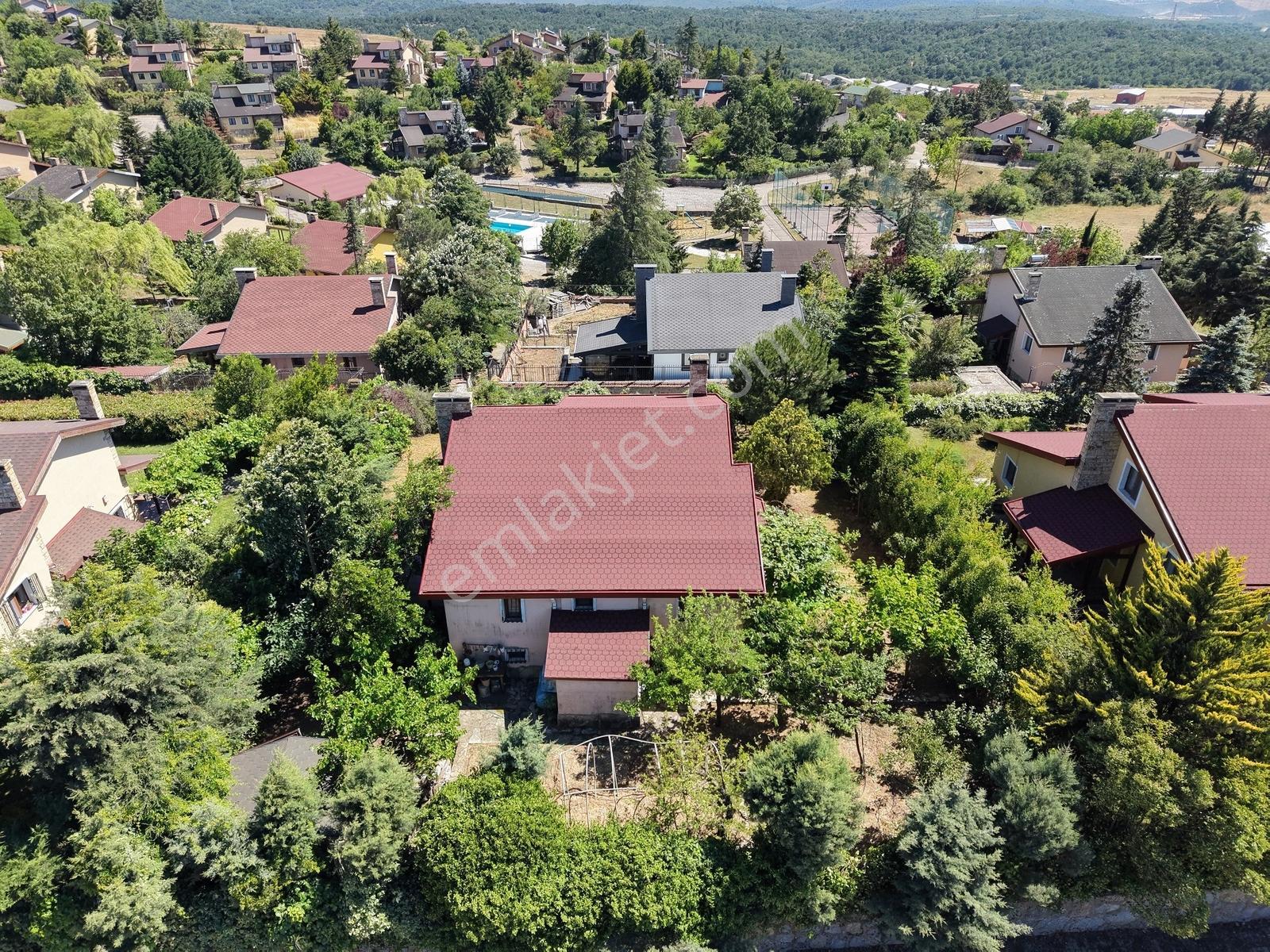 Turyap Emlaktan Satılık Villa Site İçinde