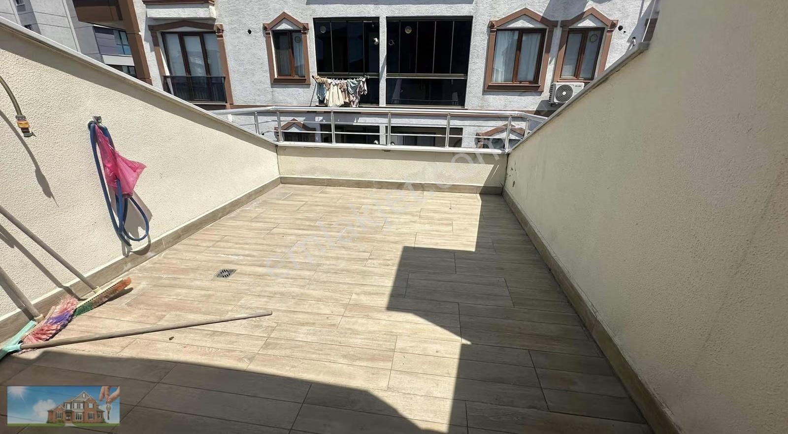 Barış'tan 6+1 Geniş Dublex Otoparklı 3 Katlı Bina Asansörlü - Görsel 26