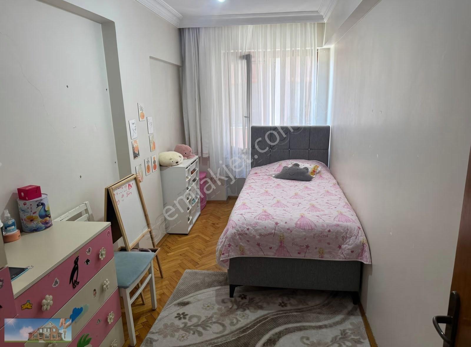 Barış'tan Tepeüstü Derya Sokakta Satılık 120 M2 3+1 Daire - Görsel 22