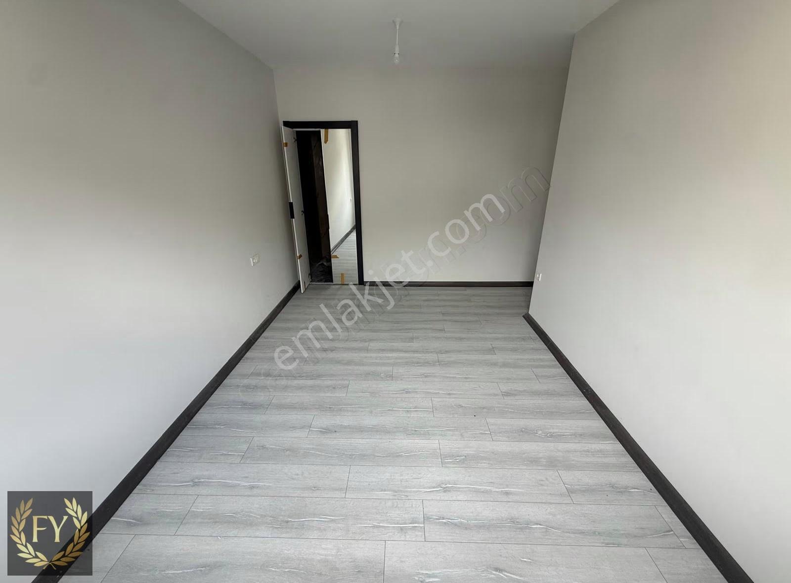 Menderes'te Cam Balkonlu 3+1 Sıfır Ön Cephe Ultra Lüks Daire - Görsel 18