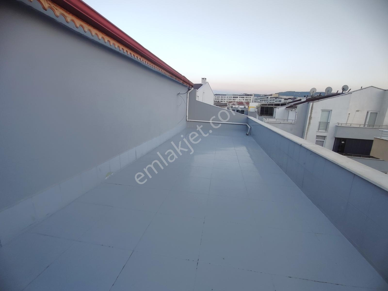 Mudanya Güzelyalı Eğitim Mah'de Satılık 5+1 Lüks Dubleks Daire - Görsel 19
