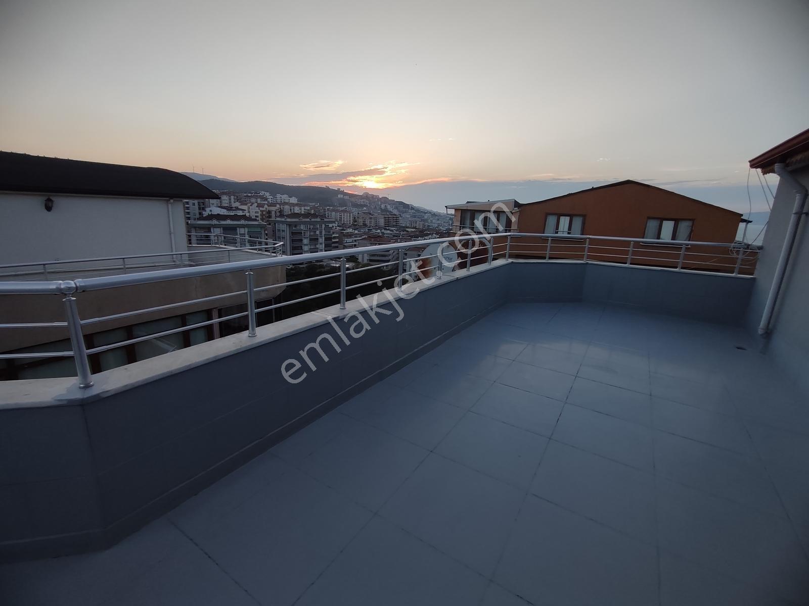 Mudanya Güzelyalı Eğitim Mah'de Satılık 5+1 Lüks Dubleks Daire - Görsel 29