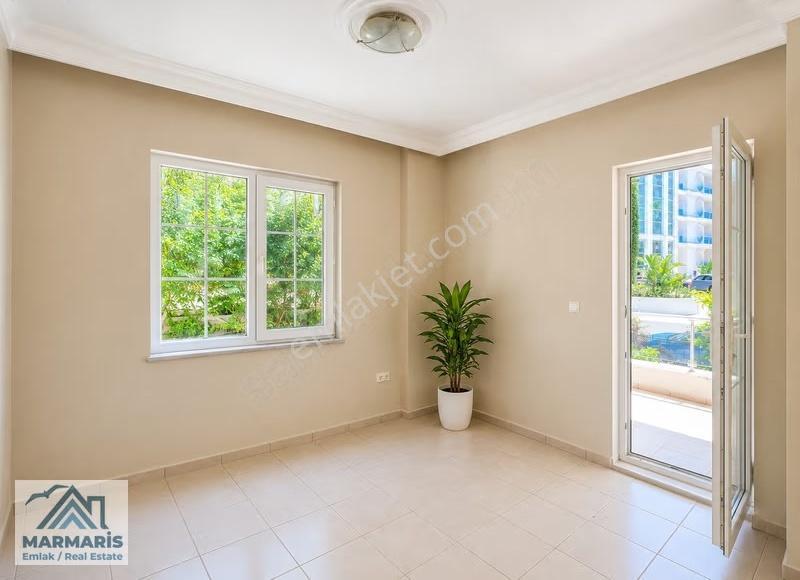 Sitelerde Havuzlu Sitede, Manzaralı 2+1 Daire | Sahile 500 M - Görsel 18