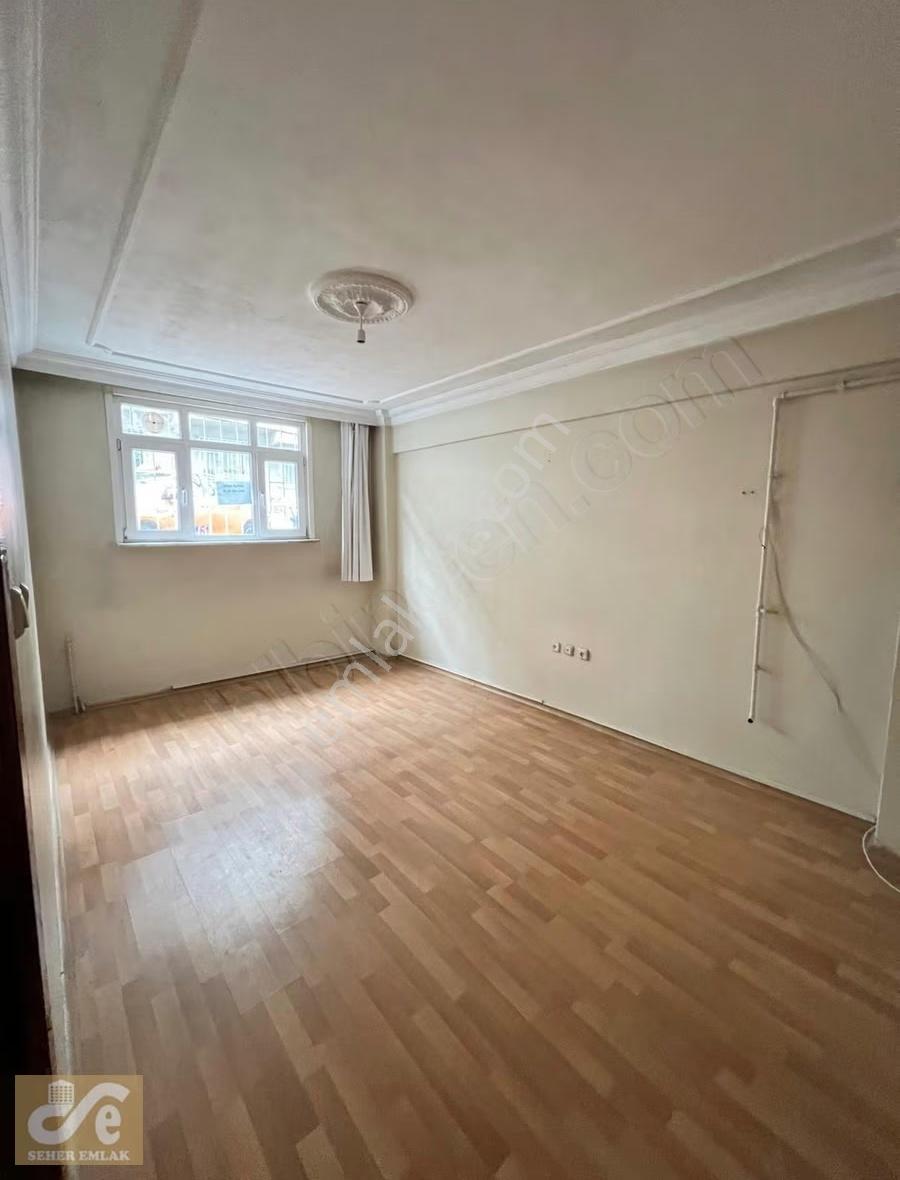 Şehit Okan Güner Sokakta 2+1 Kiralık Bahçe Katı Daire - Görsel 14