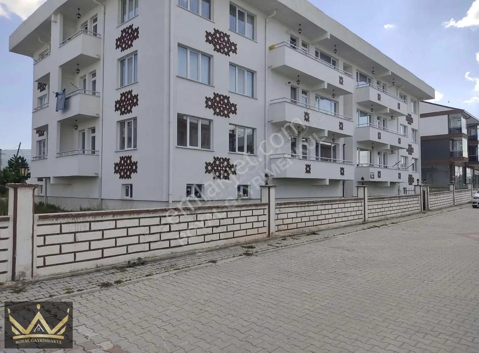 Royal Den Fırsat Daire 3+1 Site İçi,kapalı Ve Açık Otoparklı