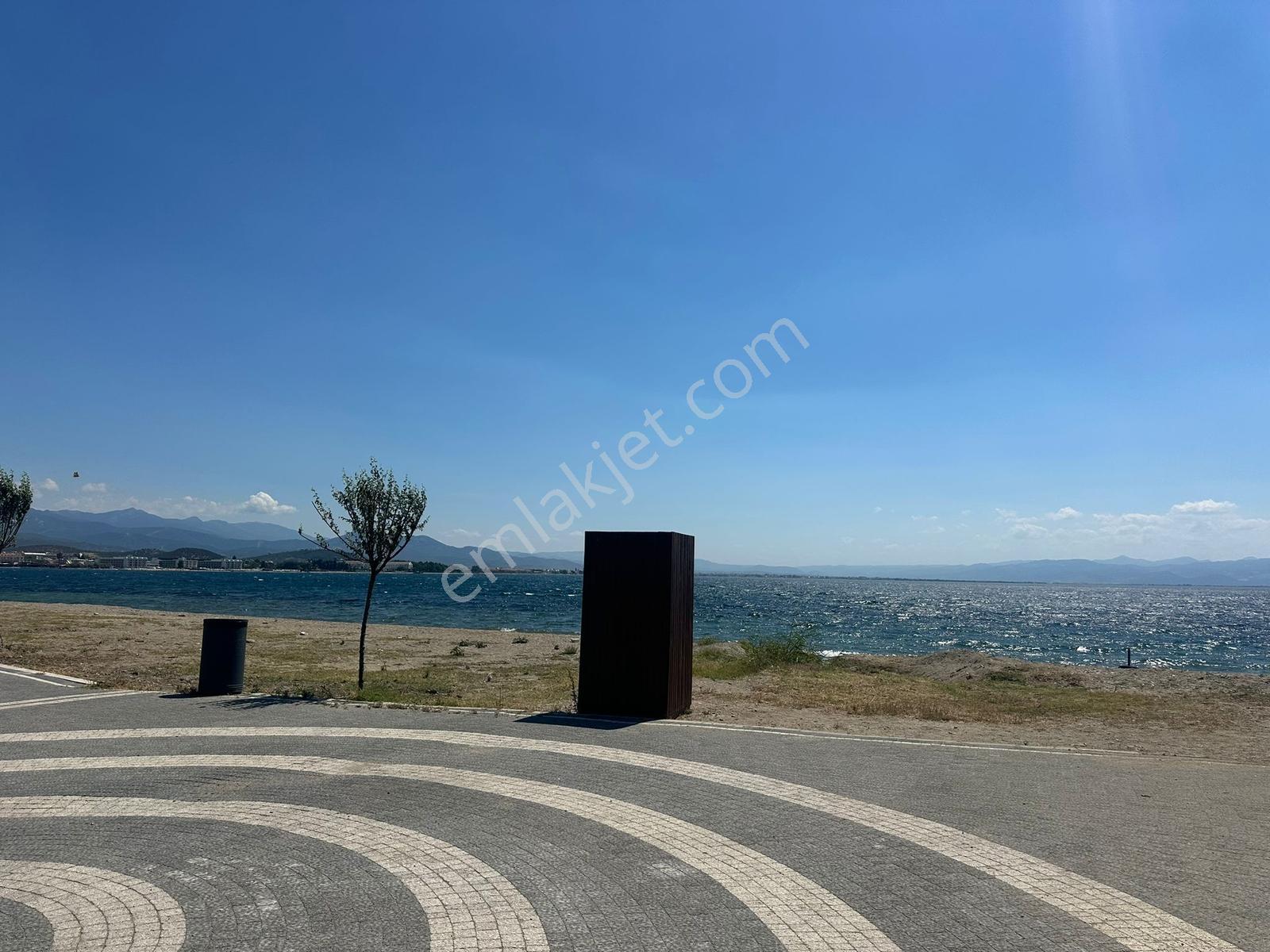 Kavuşturan Emlak'tan Edremit Çamlıbel'de Denize 300 Metre Arsa - Görsel 22