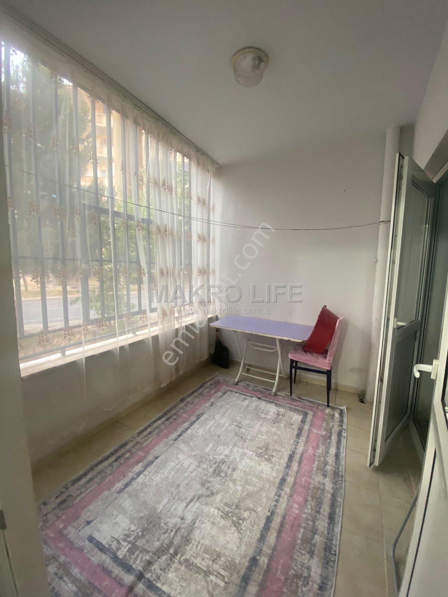 Çöl Güzeli Tokilerde Satılık 2+1 Bakımlı Daire - Görsel 9