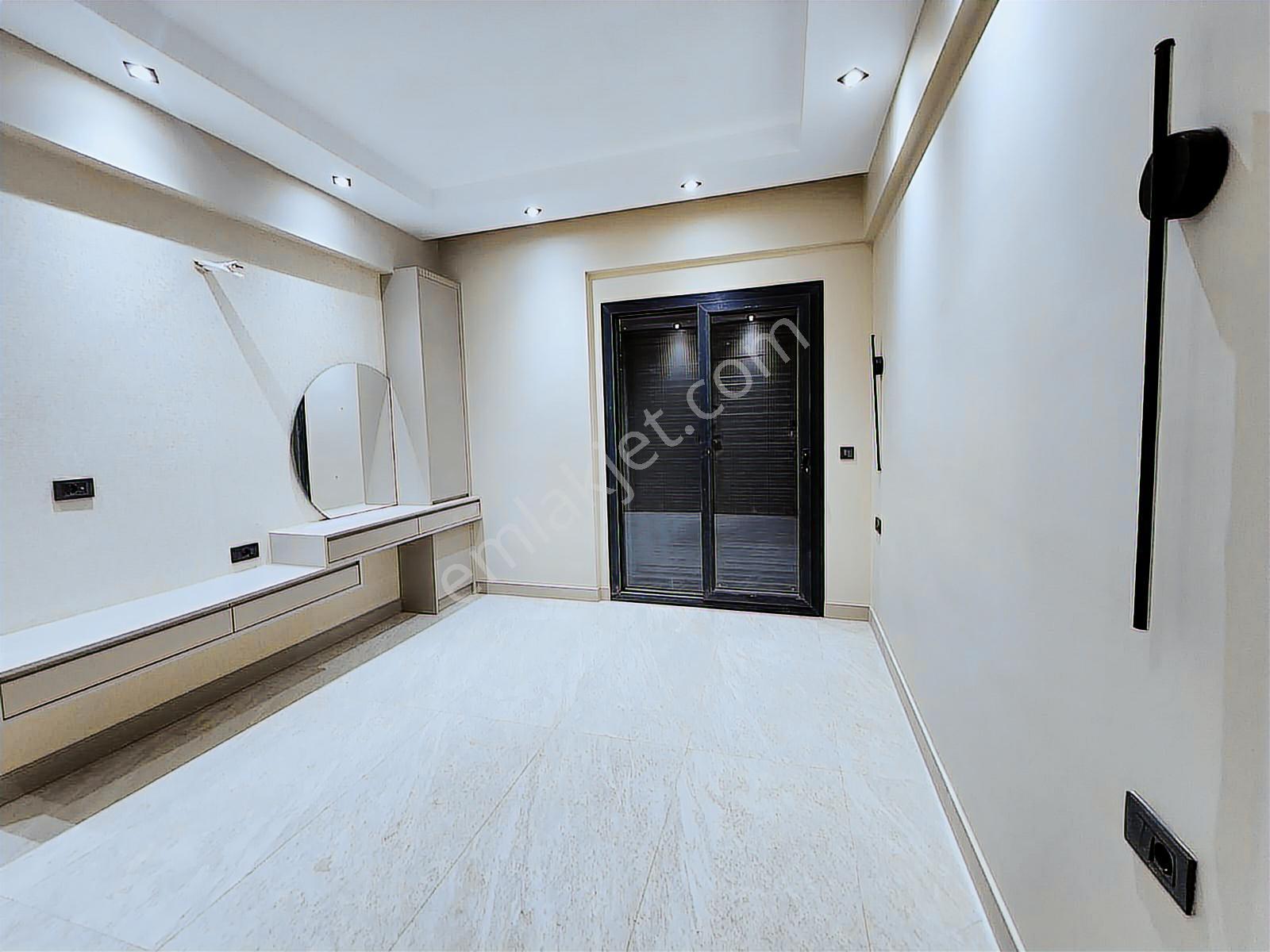 Satılık Sıfır Lüks Daire 190m2 3.5+1 E.banyo-g.odalı İyi Konumda - Görsel 8