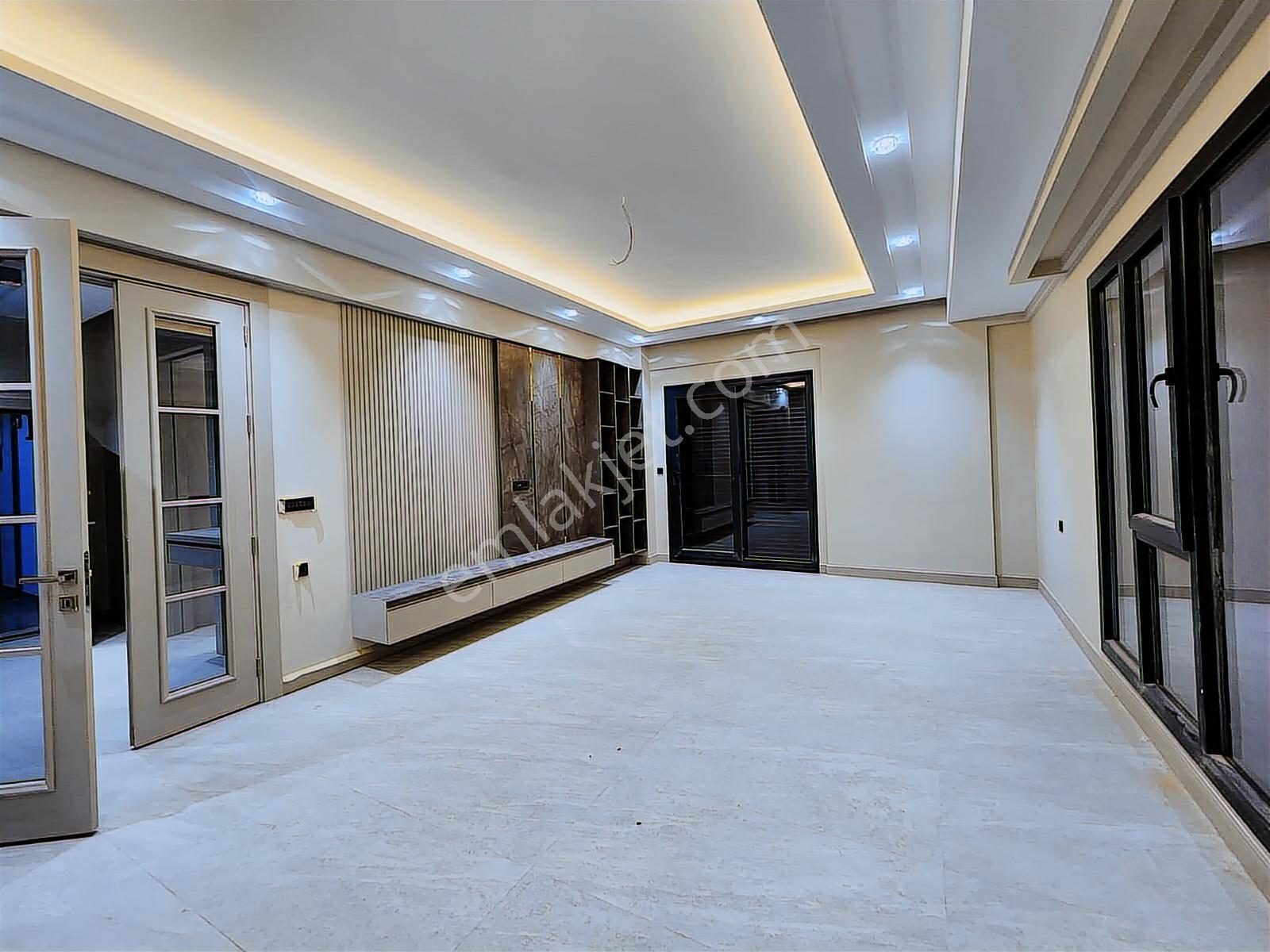 Satılık Sıfır Lüks Daire 190m2 3.5+1 E.banyo-g.odalı İyi Konumda - Görsel 22