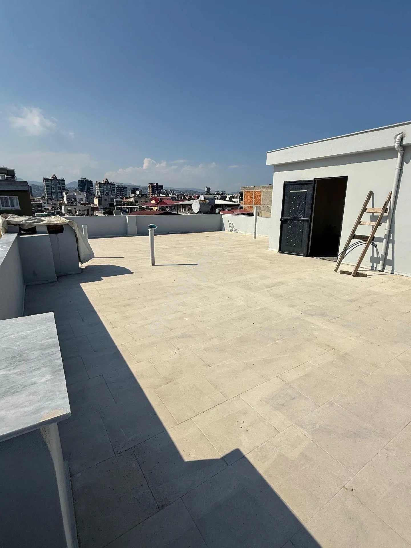 Mersin Toroslar Çukurova Mah. 150 M2 Arsa İçerisinde 3 Katlı Sifir Bina - Görsel 5