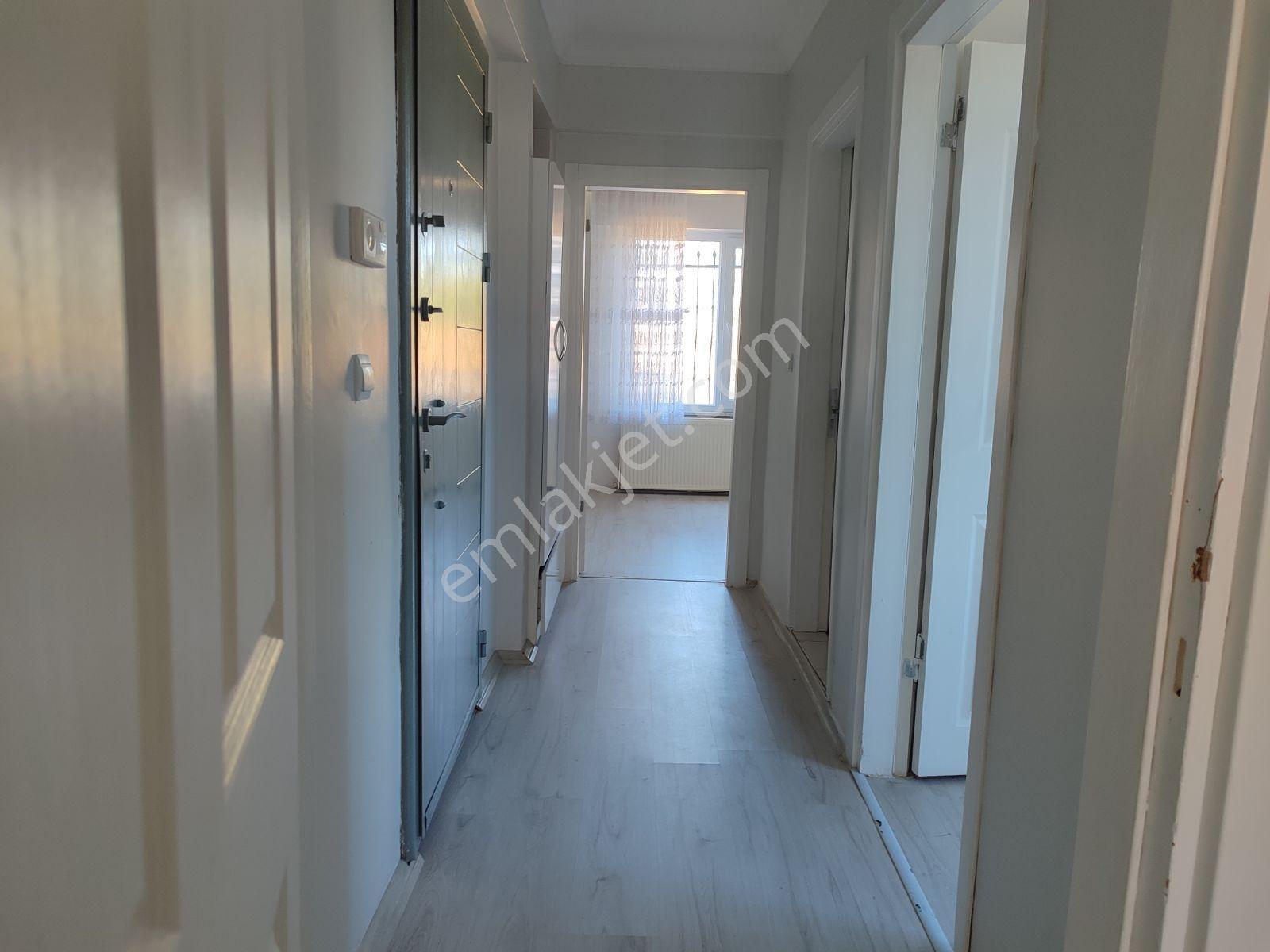Mükemmel Konumda Kiralık 2+1 Yüksek Giriş Güney Cephe Daire - Görsel 8