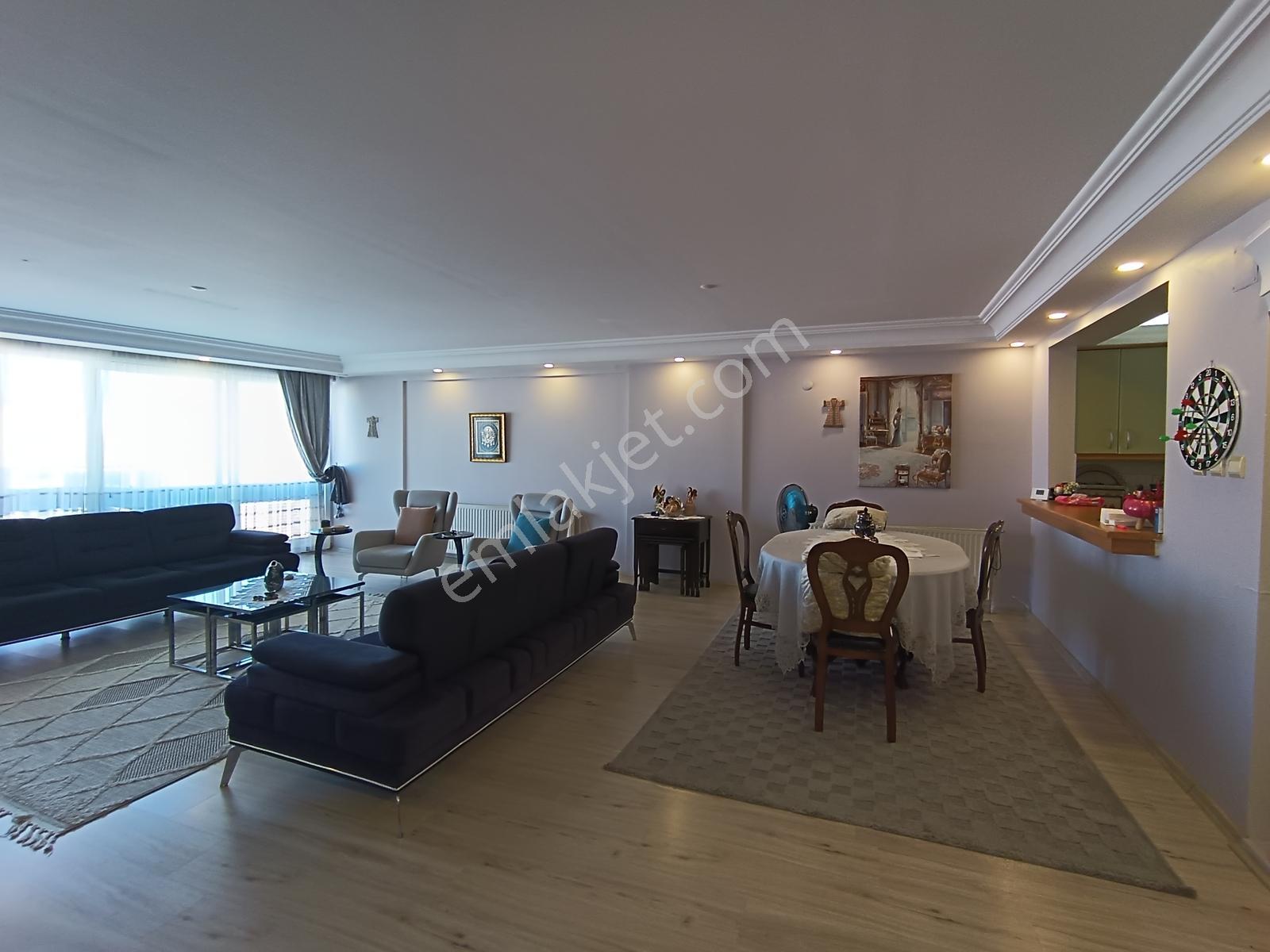 Söke Konak Mah. İstasyon Caddesinde 230 M2 Satılık 4.5+1 Daire - Görsel 13