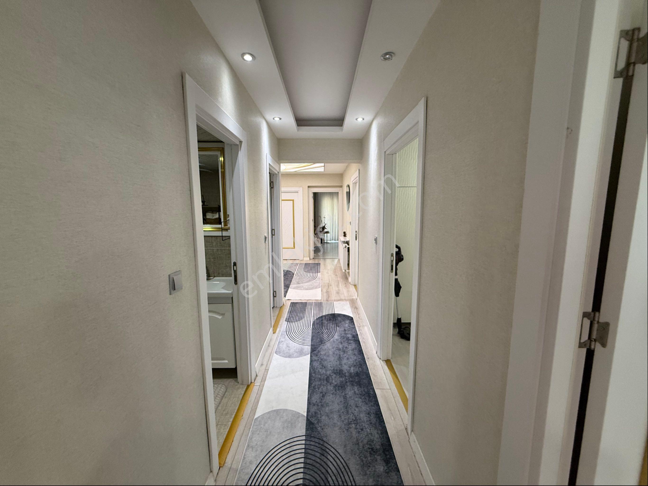 Kırmızı Gayrimenkulden Satılık 4+1 Park Cepheli Lüx Daire - Görsel 21