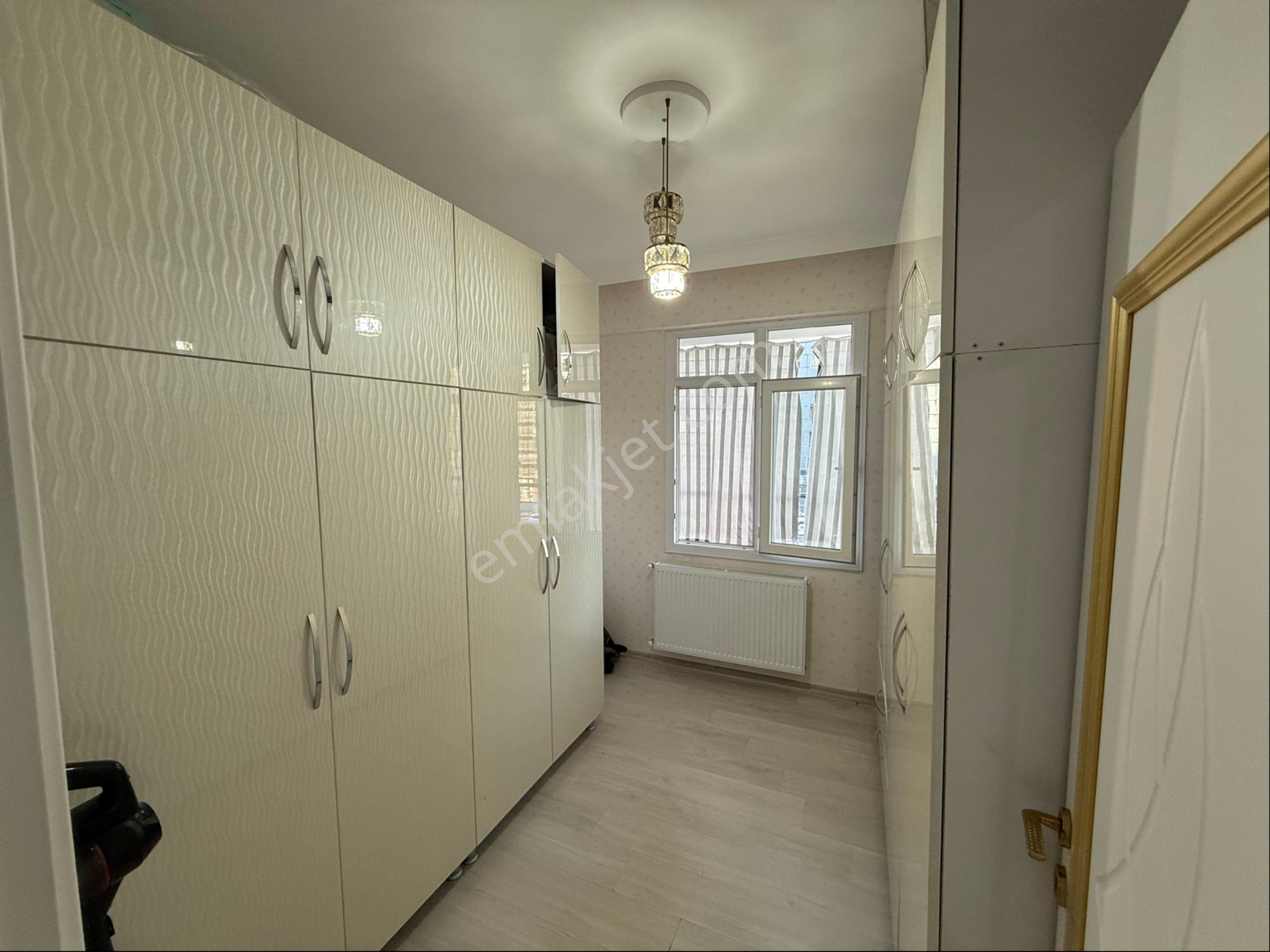 Kırmızı Gayrimenkulden Satılık 4+1 Park Cepheli Lüx Daire - Görsel 13