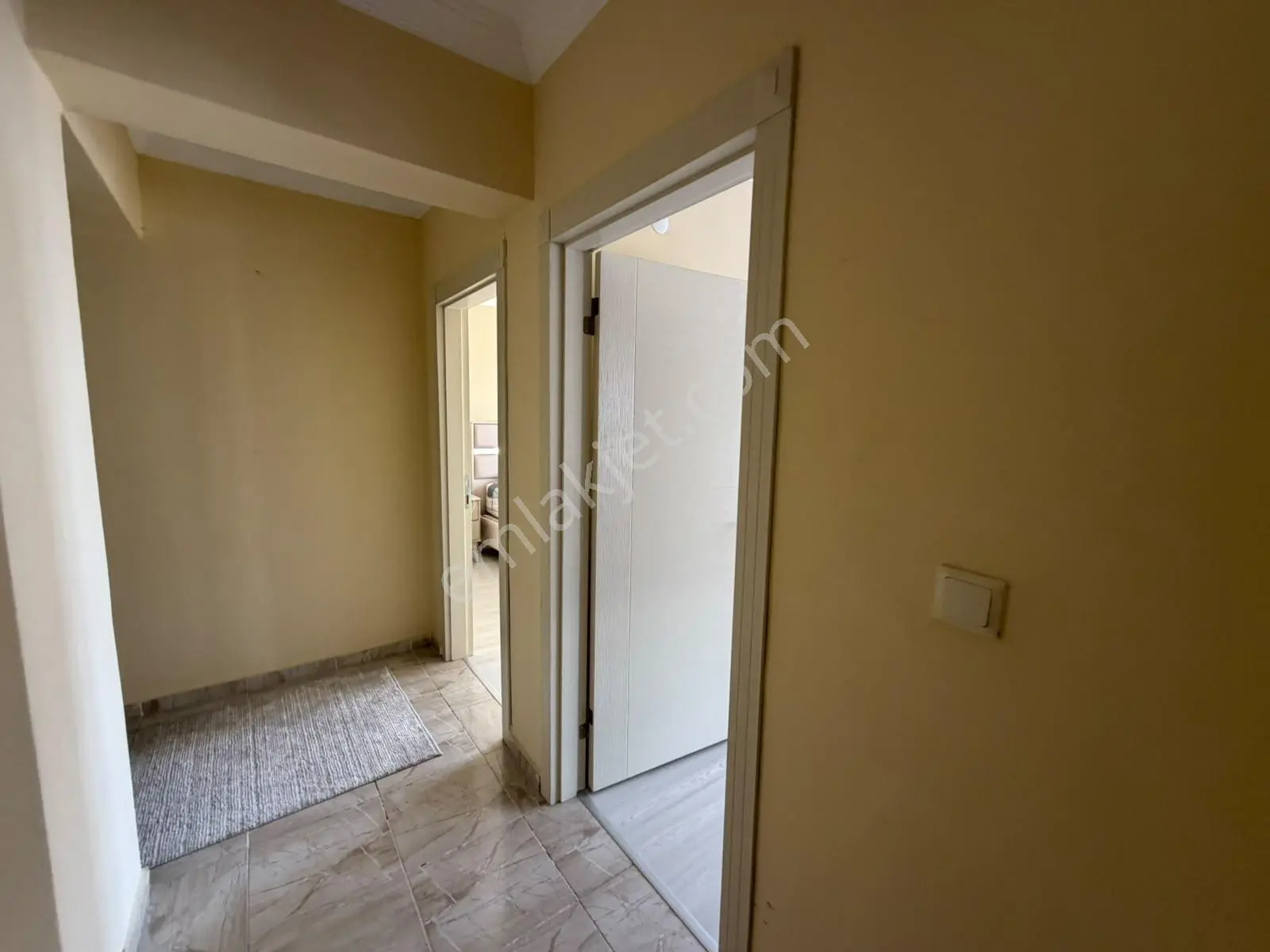 Kaya Gurup'dan Millet Bahçesine Yakın 3+1 Geniş Site Dairesi - Görsel 4