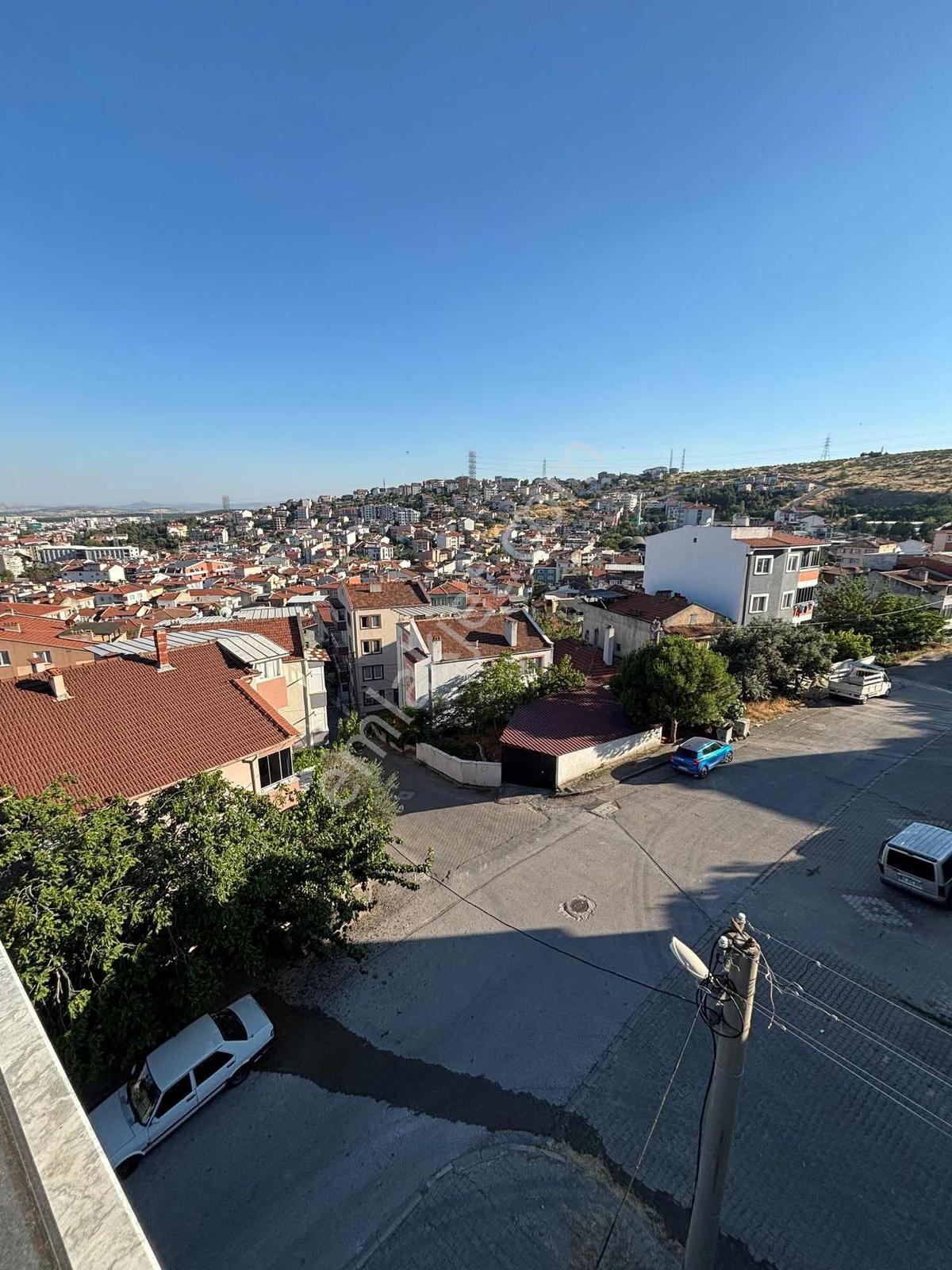 Dinçciler Mahallesinde Kiralık Eşyalı 2+0 Daire - Görsel 2