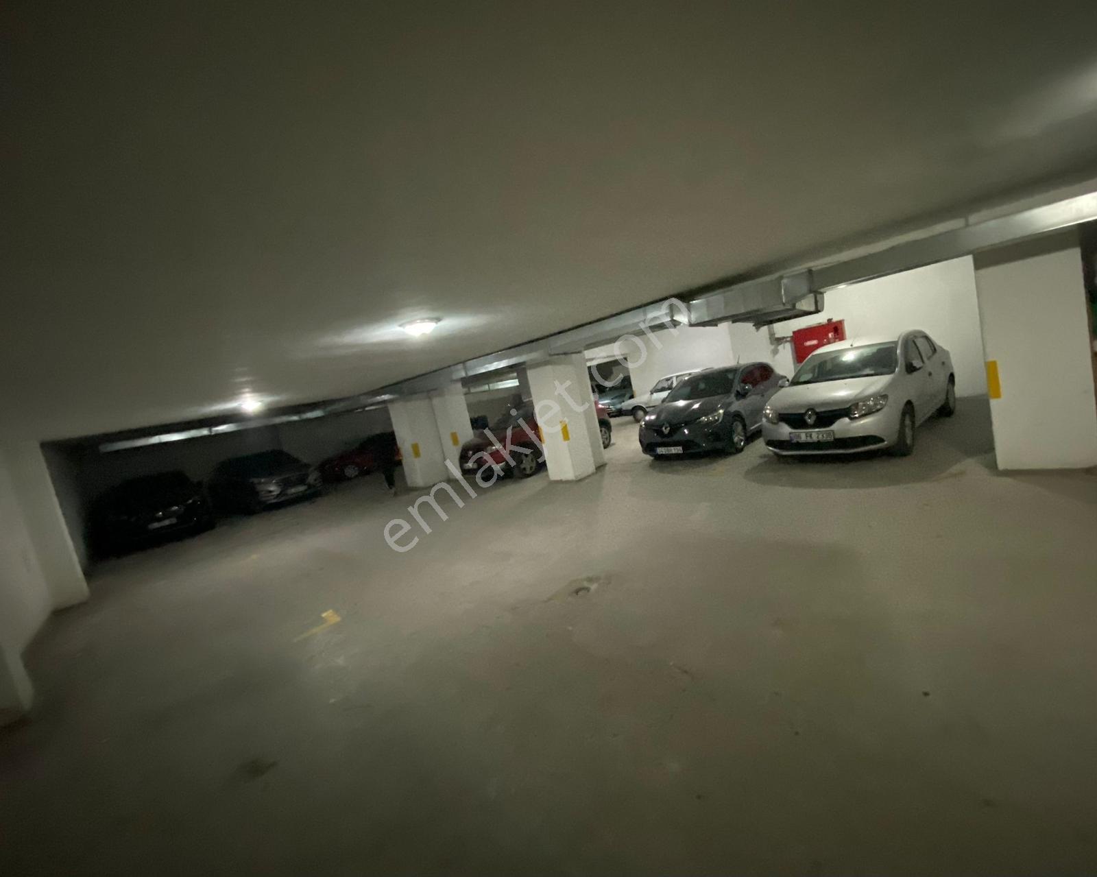 Ümraniye Devlet Hastanesine Komşu Yeni Binada Harika 4+2 Daire - Görsel 14