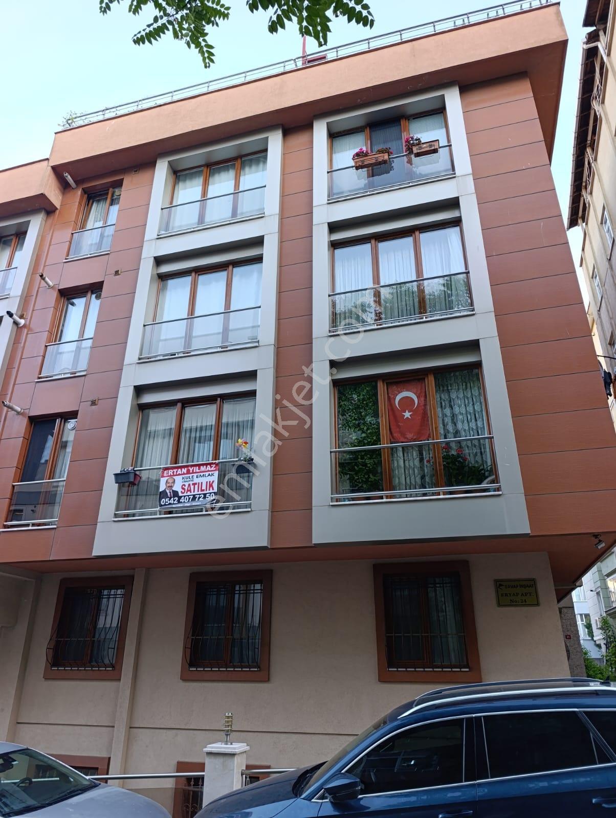 Üsküdar Cumhuriyet Mahallesinde Özel Yapım 2+1 Lüks Daire