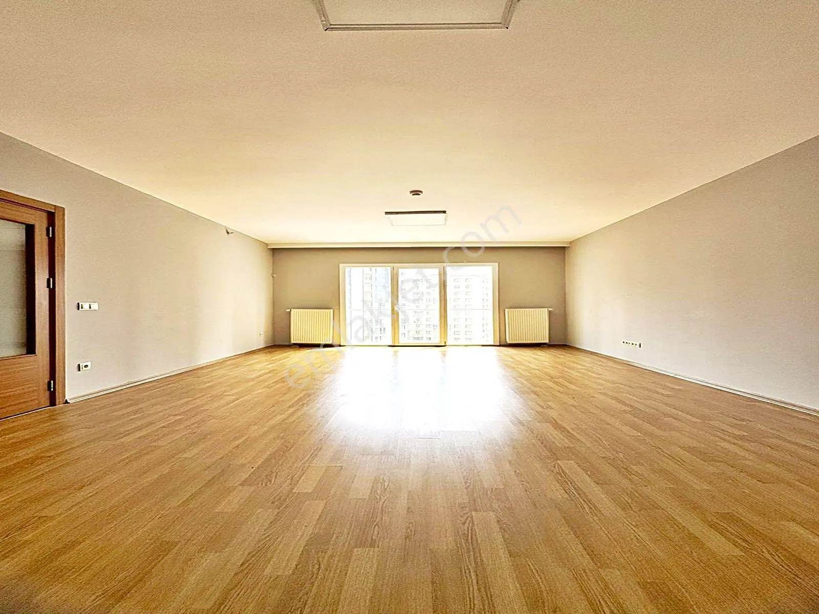 Cadde34 Yapı'dan Kristal Şehir'de 3+1 Büyüklüğünde 135 M2 Ebeveyn Banyolu Daire!! - Görsel 7