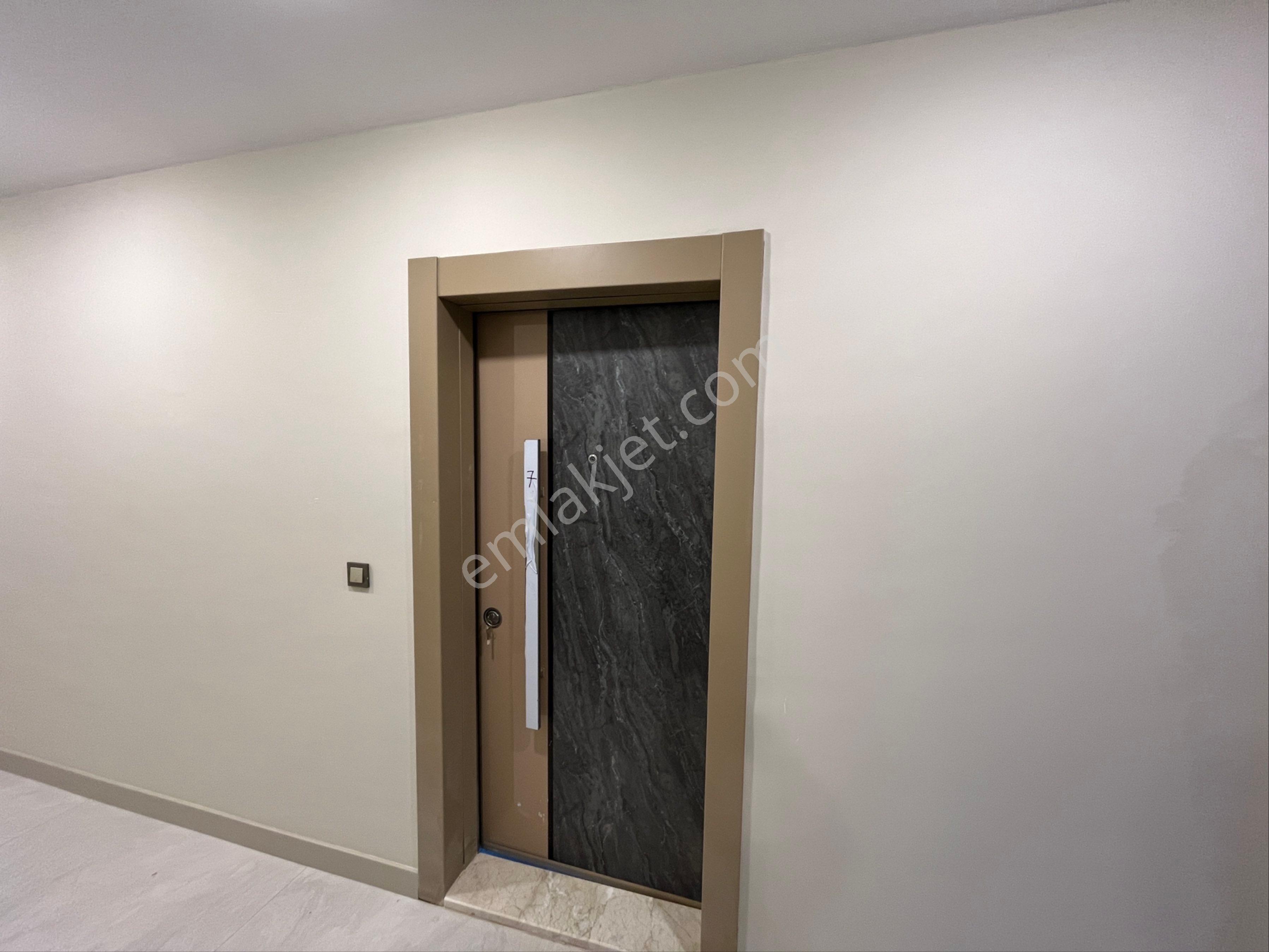 Yetkinden Alanya Çıplaklı Mahallesinde 1+1 50m2 Kiralık Daire