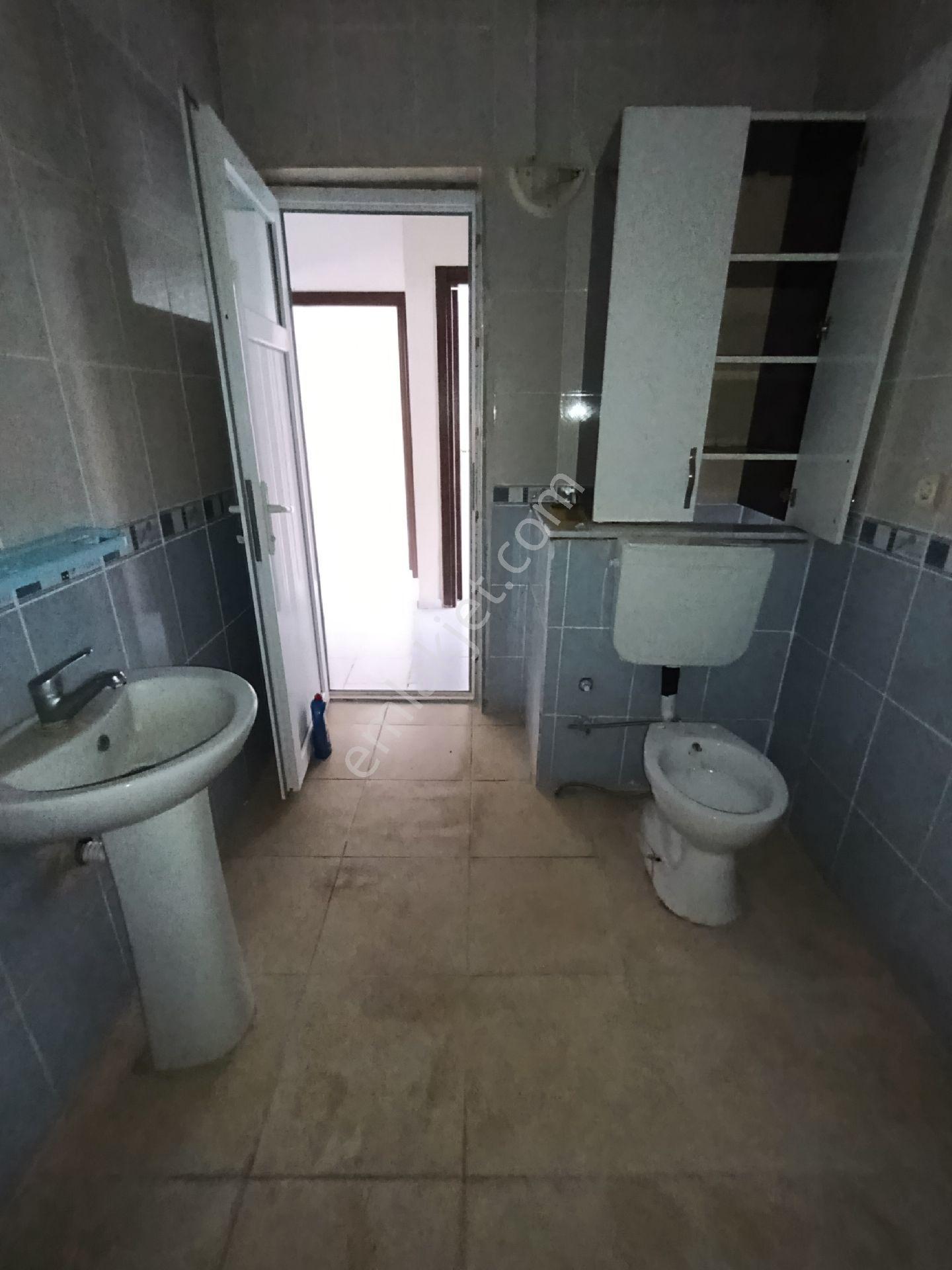 Yeşilyurt Sali Pazar Arkası 2+1 Kapali Mutfak - Görsel 5