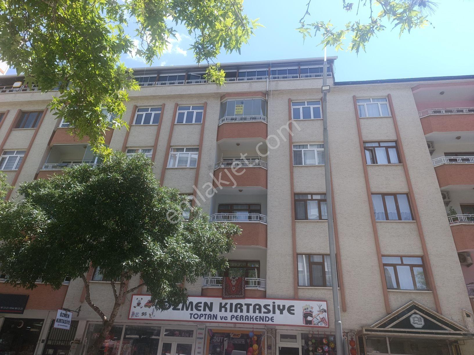 Ayan Gayrimenkul Ve Dayanışmanlık Tan Kiralık Dayre Üniversite Mahallesinde Yunus Emre Bulvarı