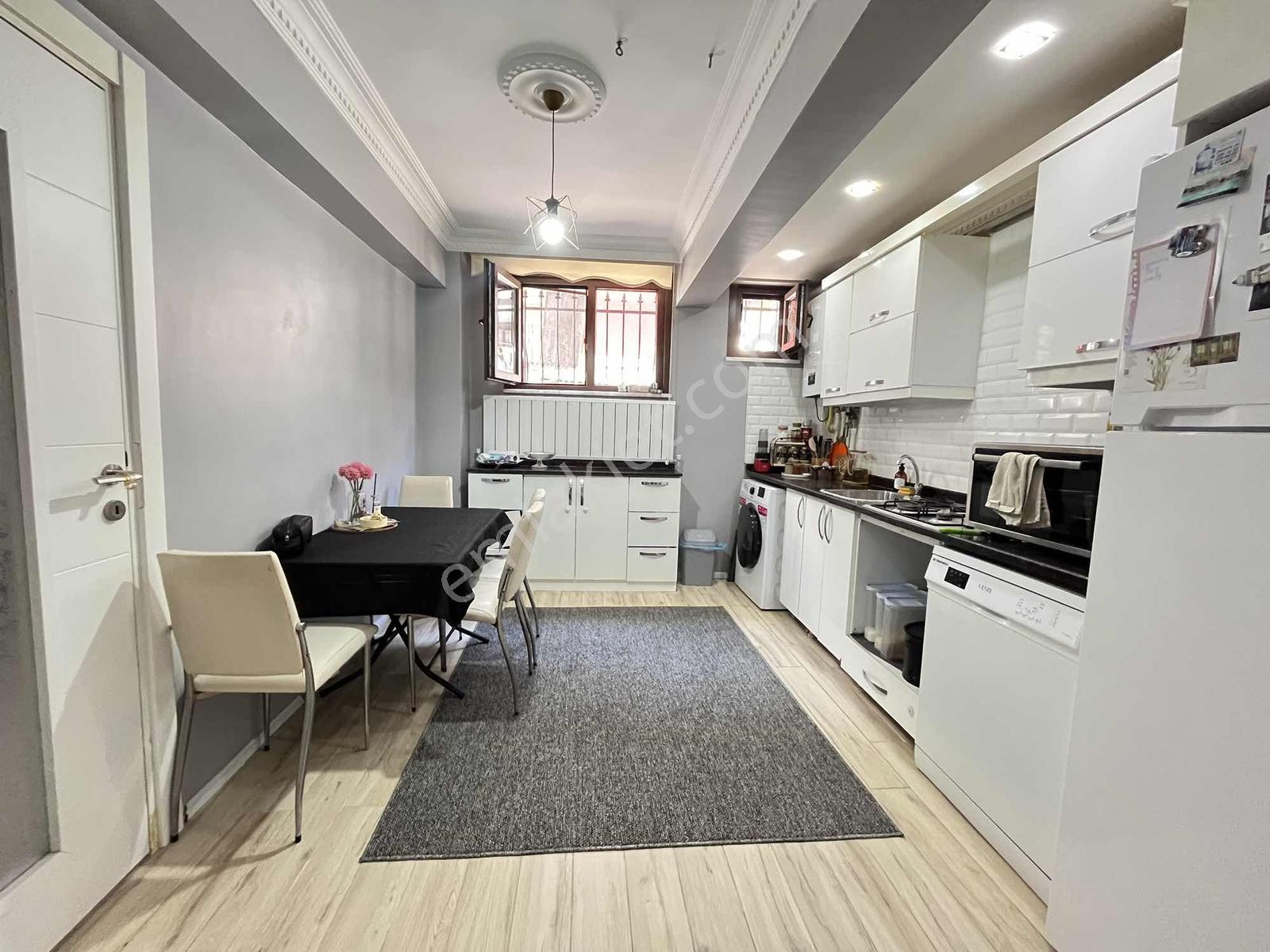 İmren Gayrimenkulden Sefaköy Merkezde 2+1 70 M2 Bahçe Kat - Görsel 8