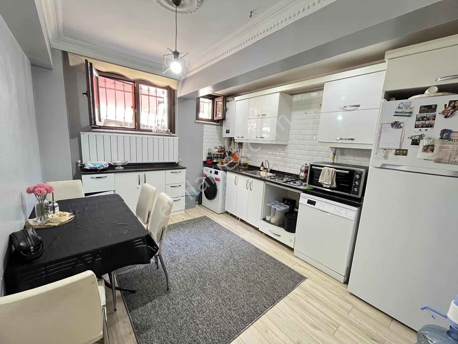 İmren Gayrimenkulden Sefaköy Merkezde 2+1 70 M2 Bahçe Kat - Görsel 12