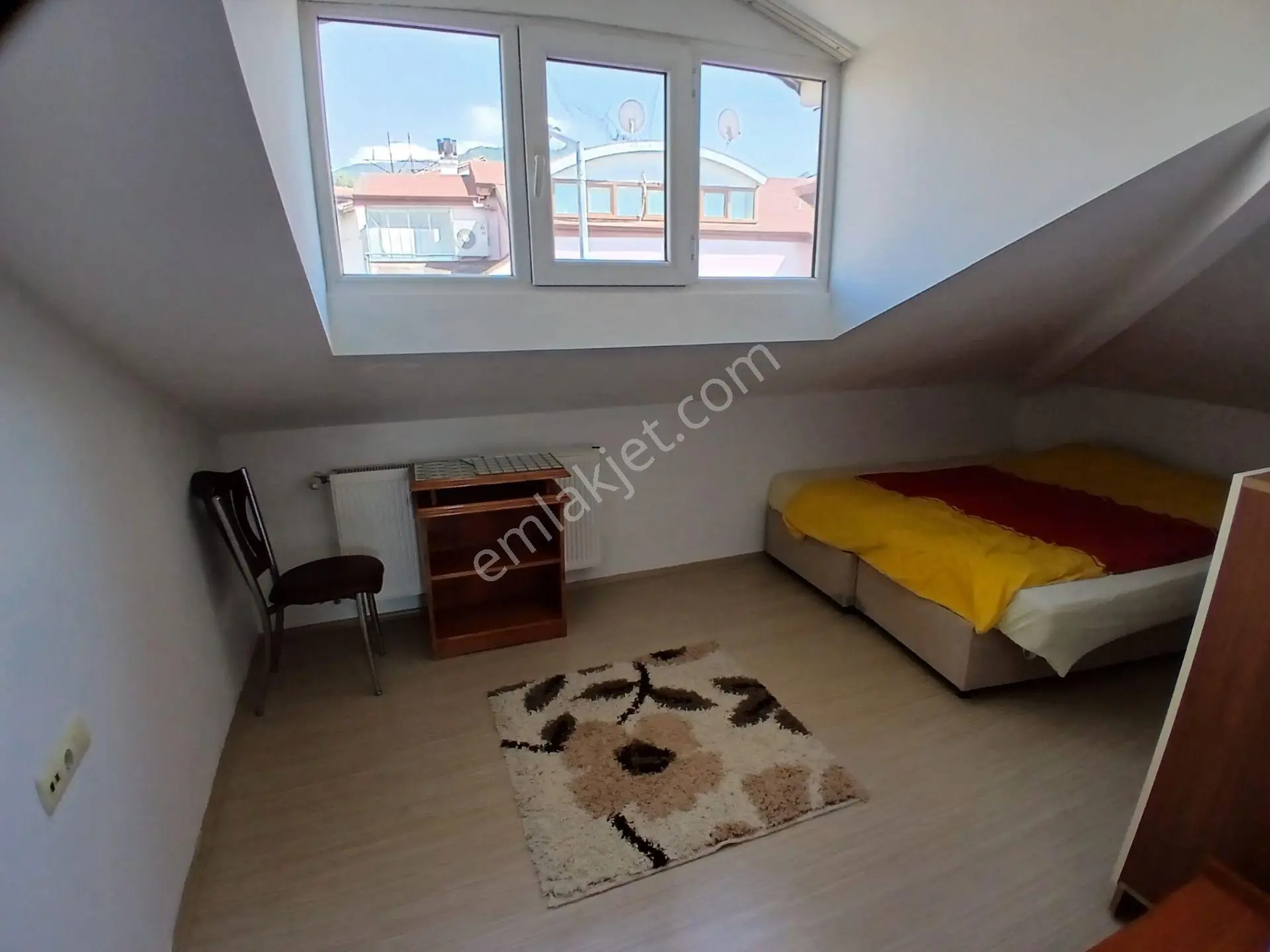 Ender Uysal Gayrimenkulden Kapmpüste Yakıt İnternet Dahil Klimalı 1+1 Kiralıık Apart... - Görsel 4
