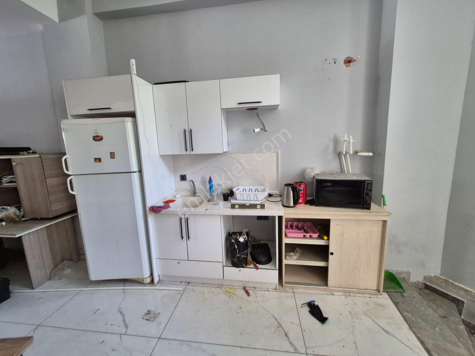 Akmandan Hareketli Konumda Kiralık Dükkan - Görsel 7