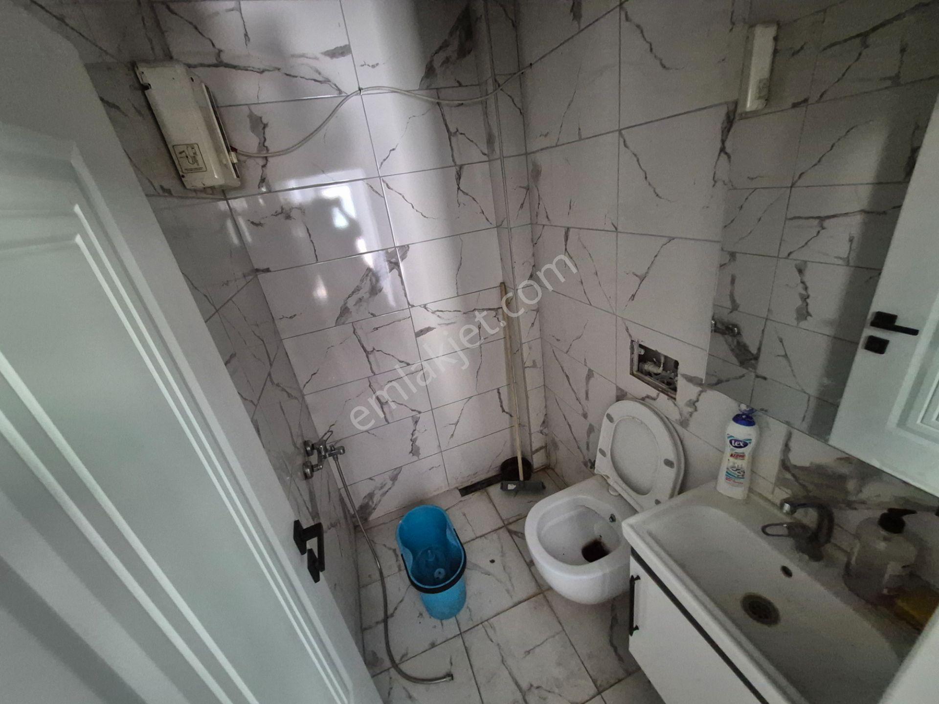 Akmandan Hareketli Konumda Kiralık Dükkan - Görsel 10