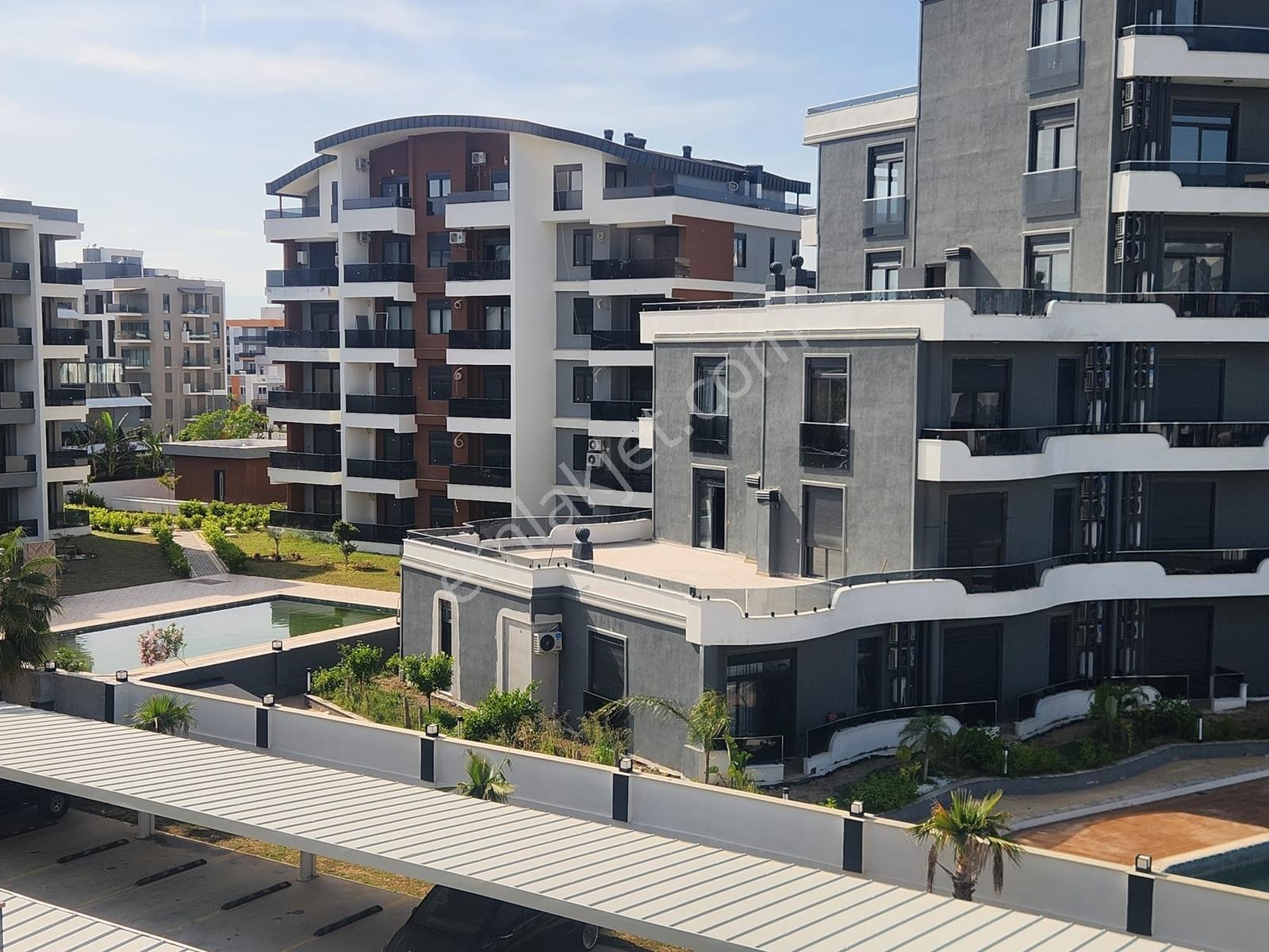 Altıntaş 'ta 40 'lık Yola Yakın Güvenlikli Site'de - Görsel 32