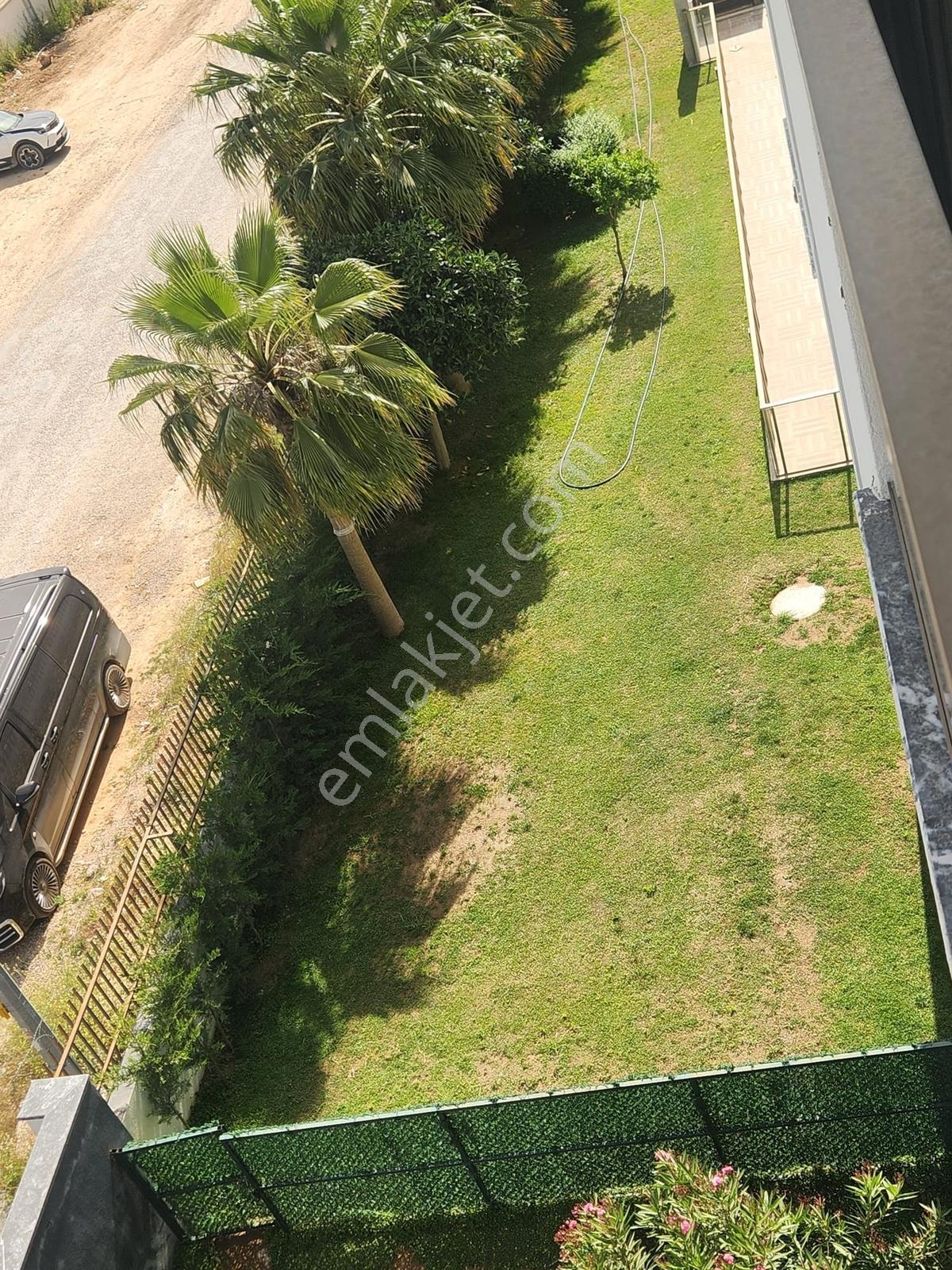 Altıntaş 'ta 40 'lık Yola Yakın Güvenlikli Site'de - Görsel 33