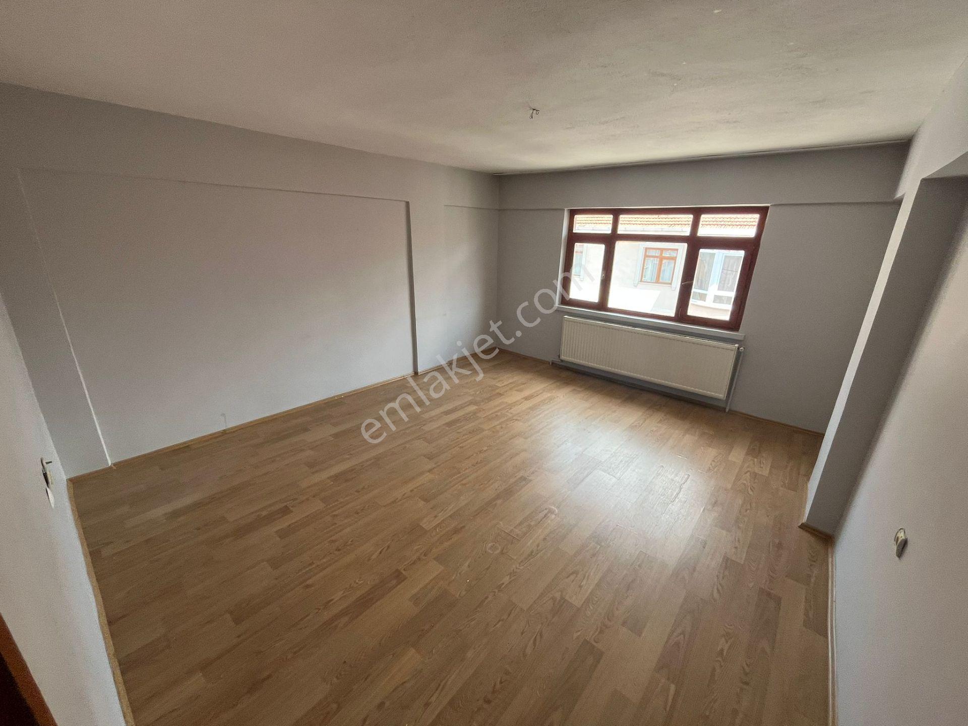 Andiçen Mahallesin'de Salon Bağımsız Fırsat Kiralık Daire - Görsel 11