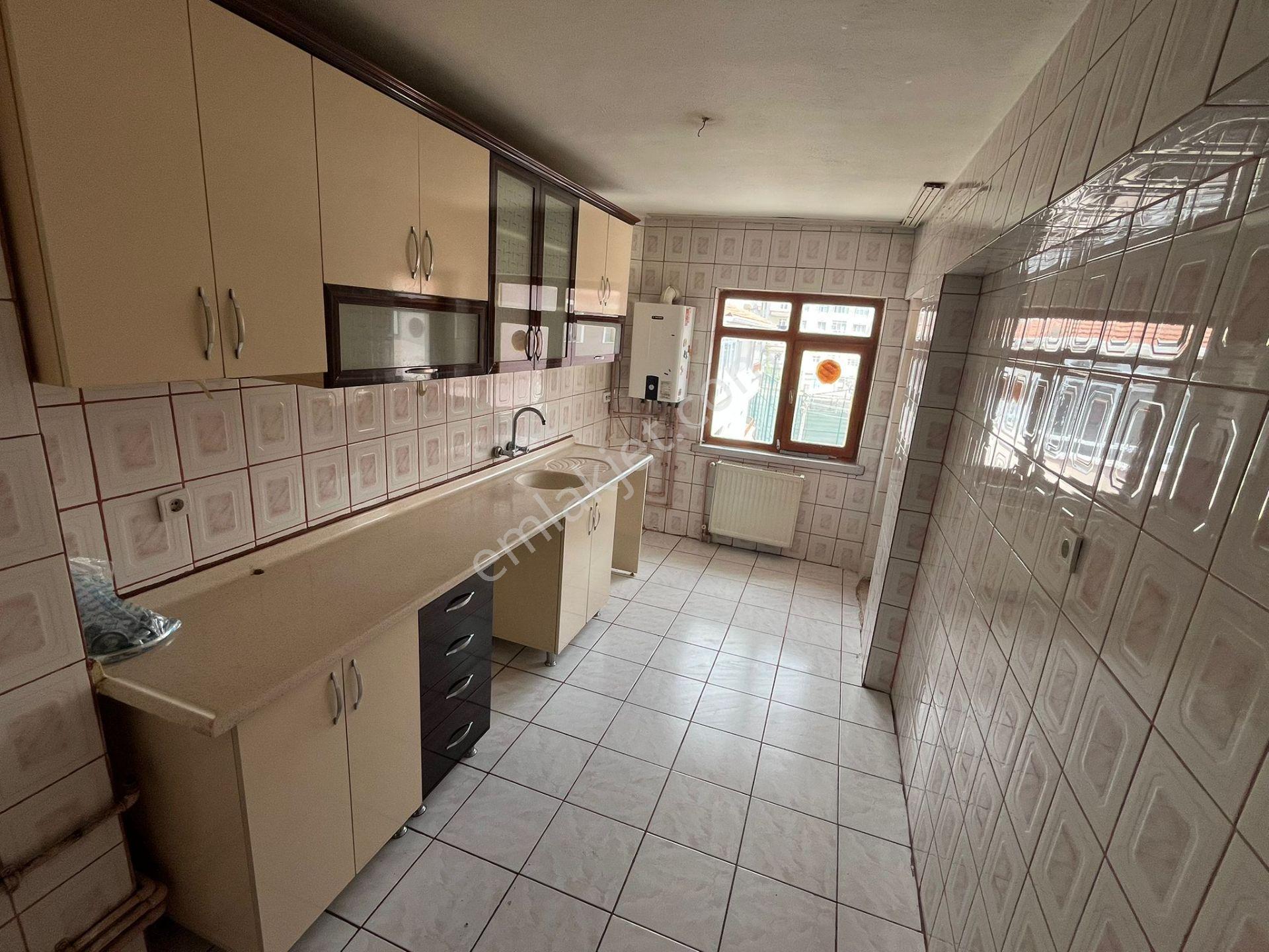Andiçen Mahallesin'de Salon Bağımsız Fırsat Kiralık Daire - Görsel 2